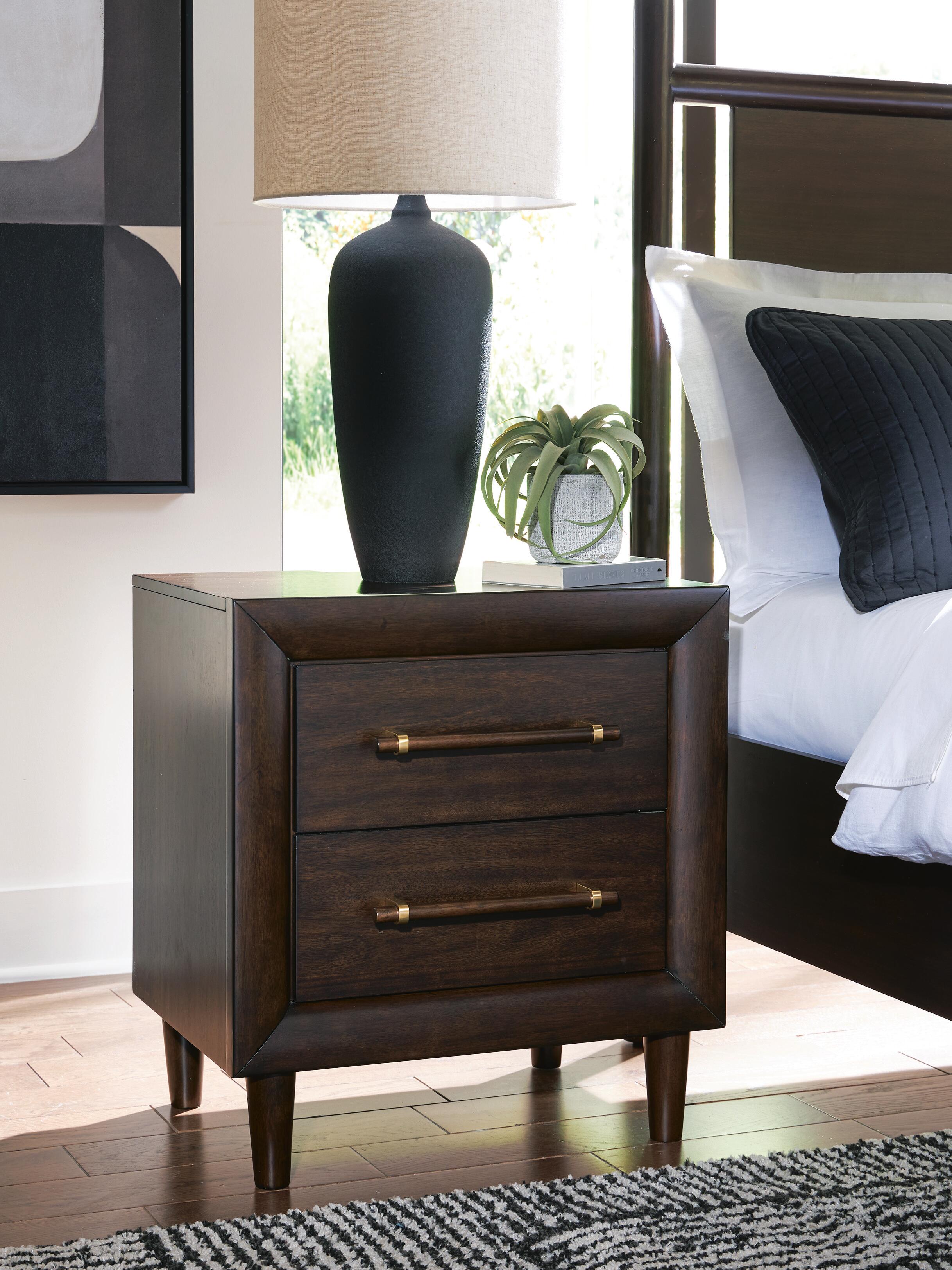 Dantenton Nightstand - Luxury Home Furniture (MI)