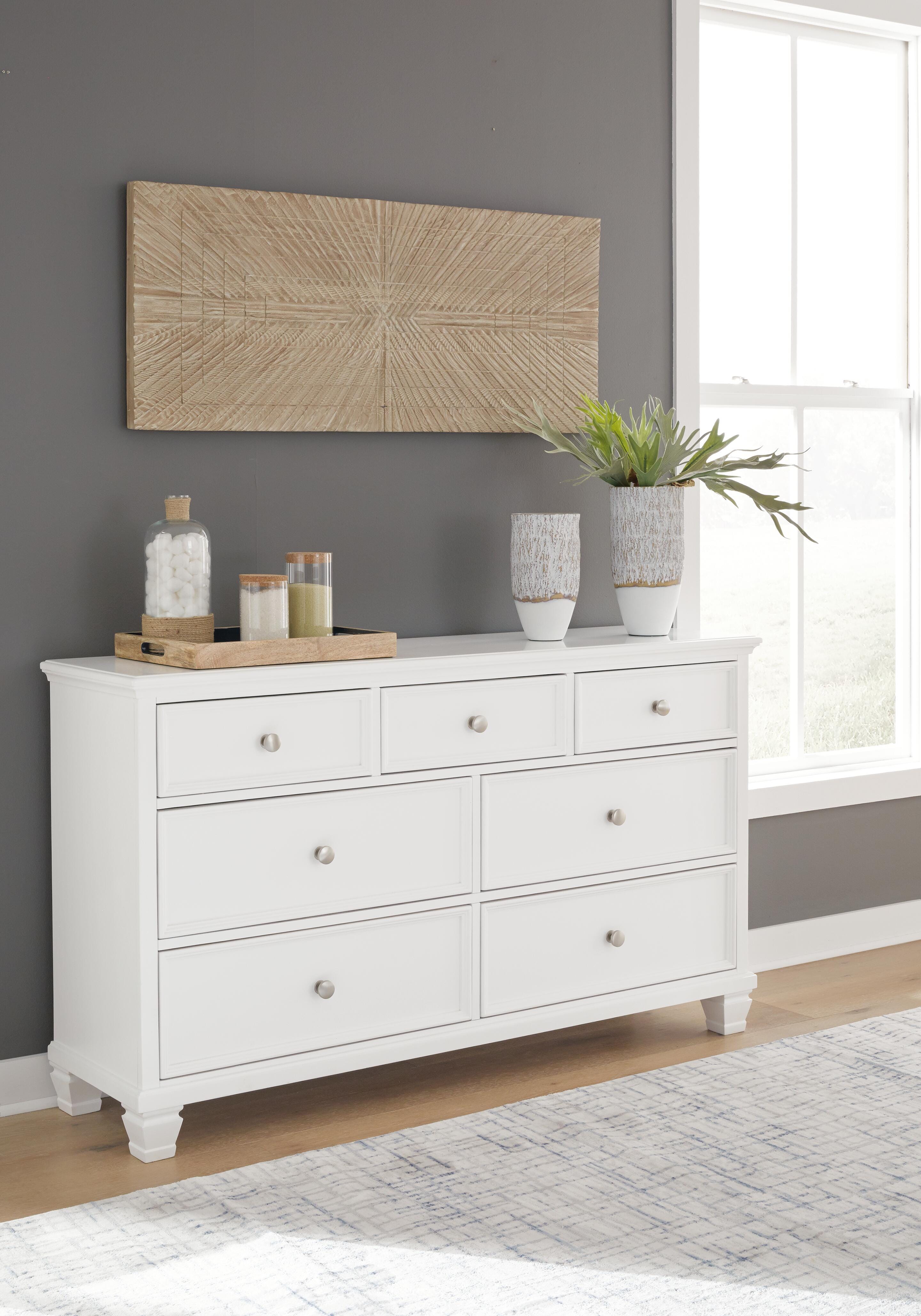 Fortman Dresser - Luxury Home Furniture (MI)