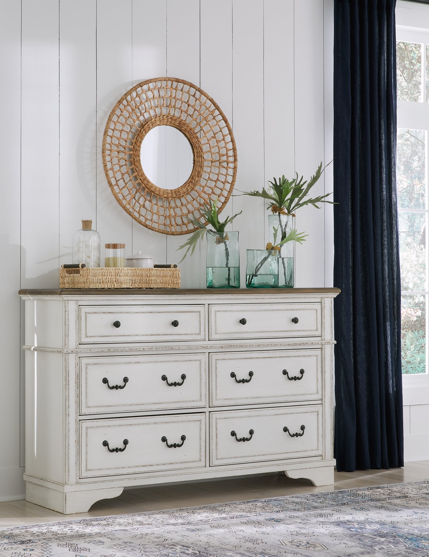 Blendon Dresser - Luxury Home Furniture (MI)