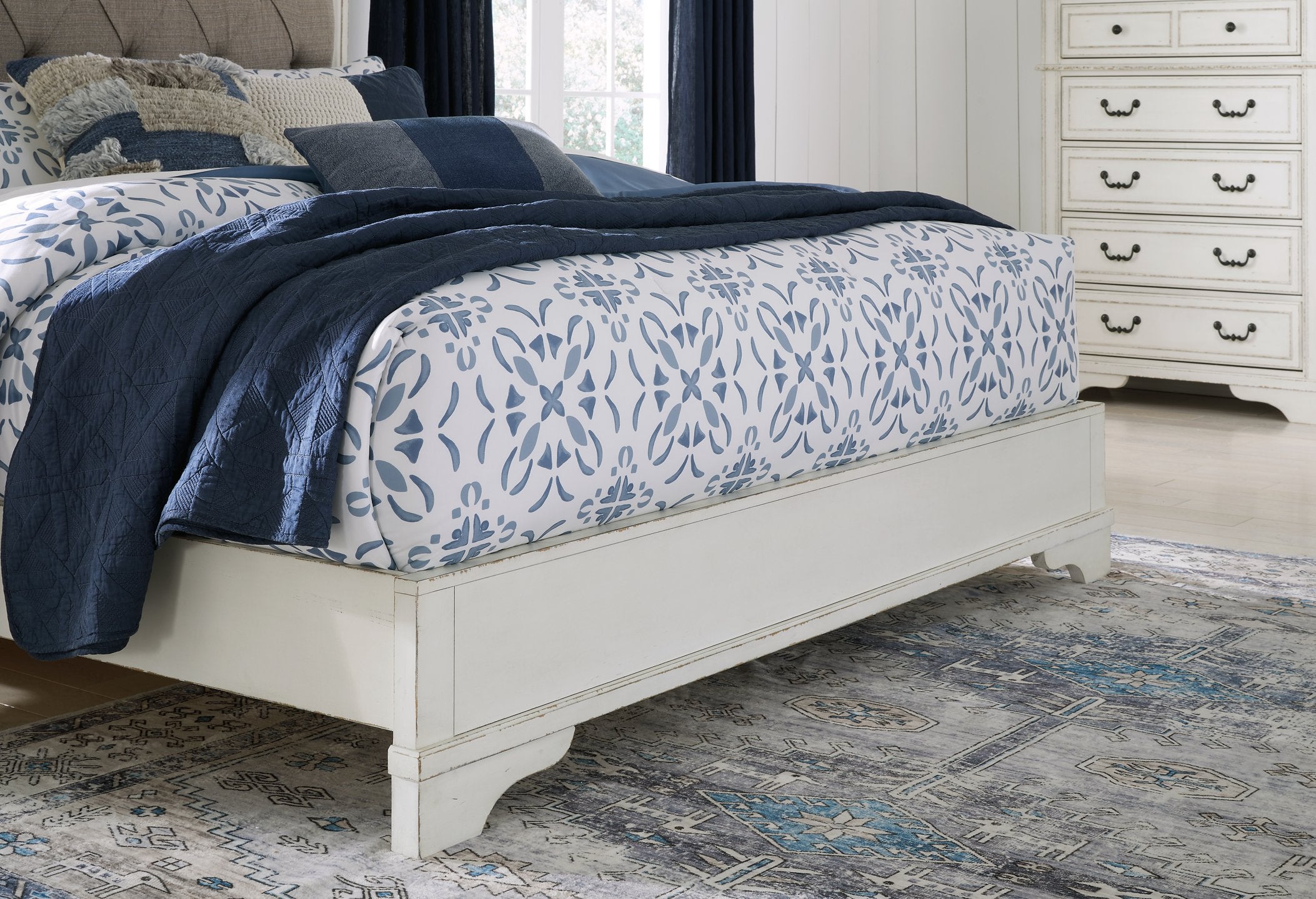 Blendon Upholstered Bed - Luxury Home Furniture (MI)
