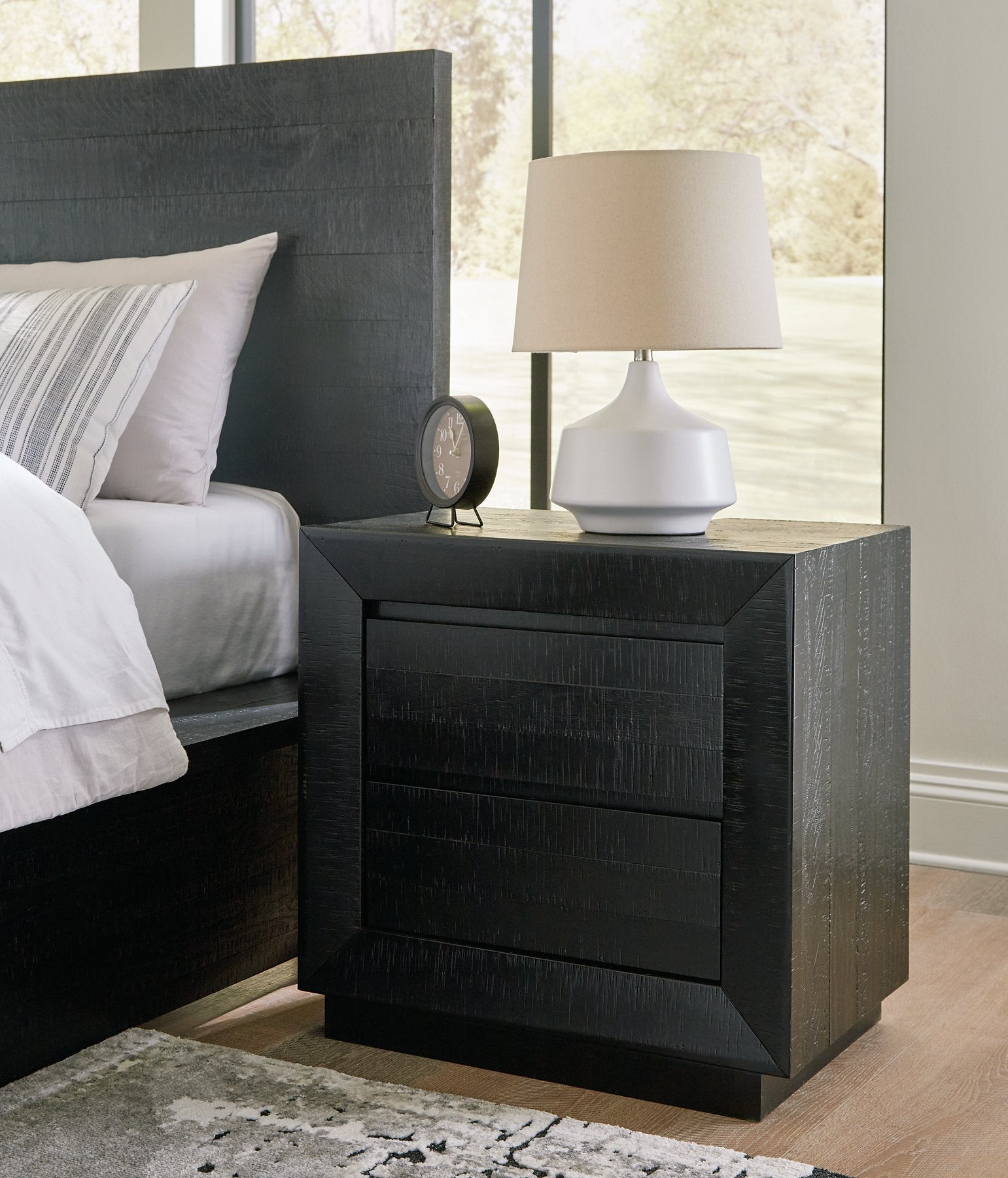 Londer Nightstand - Luxury Home Furniture (MI)