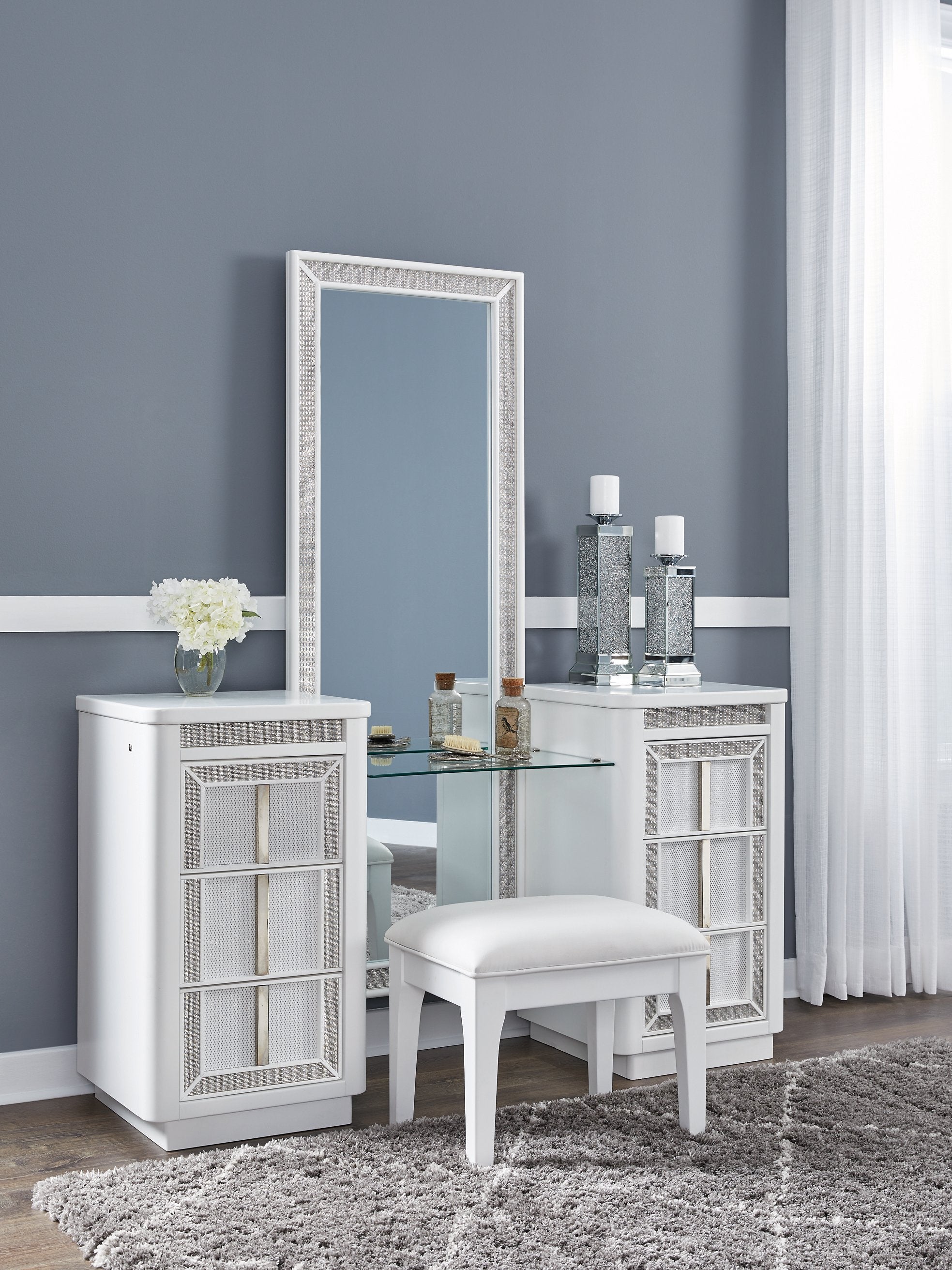 Chalanna Vanity with Mirror - Luxury Home Furniture (MI)