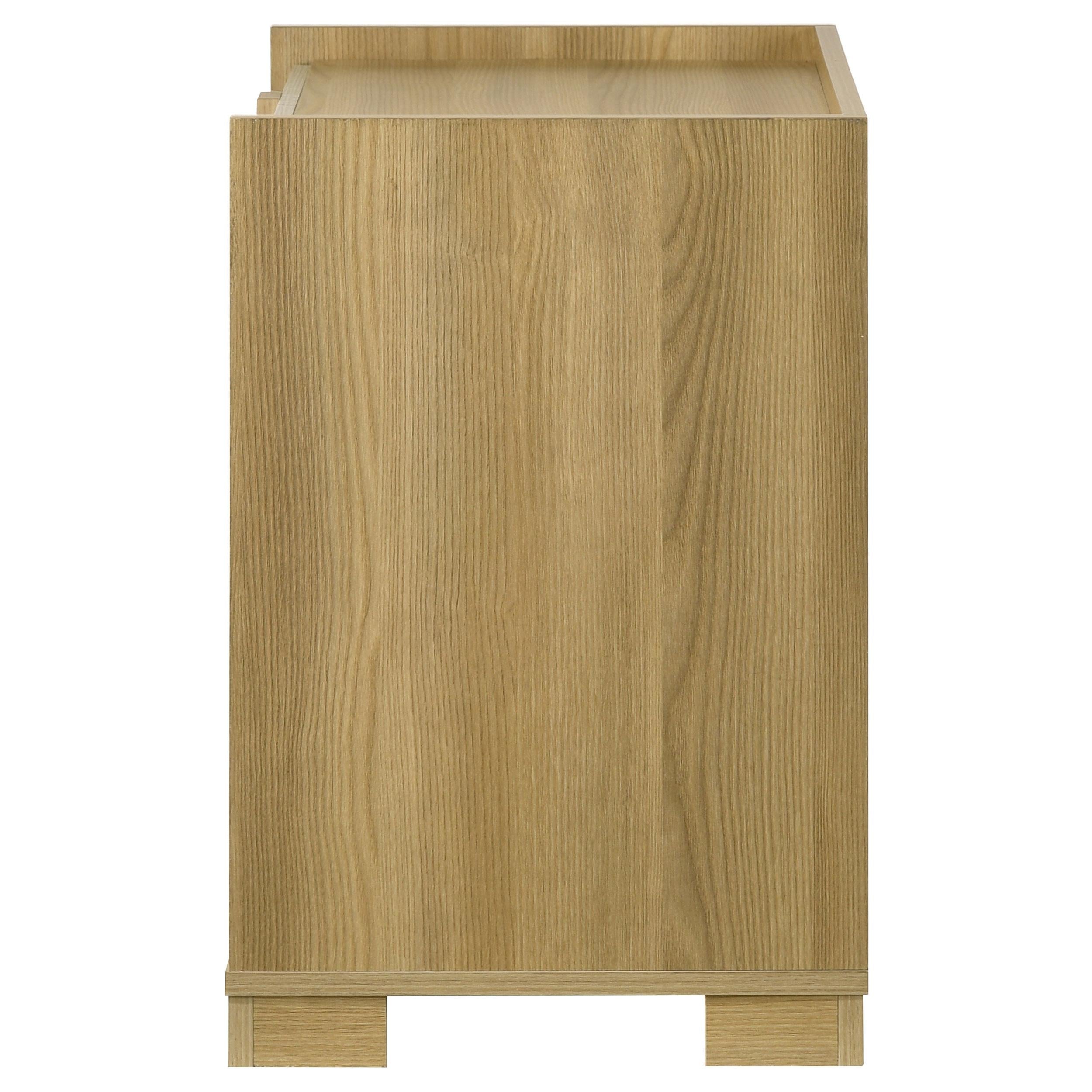 Hyland Nightstand - Luxury Home Furniture (MI)