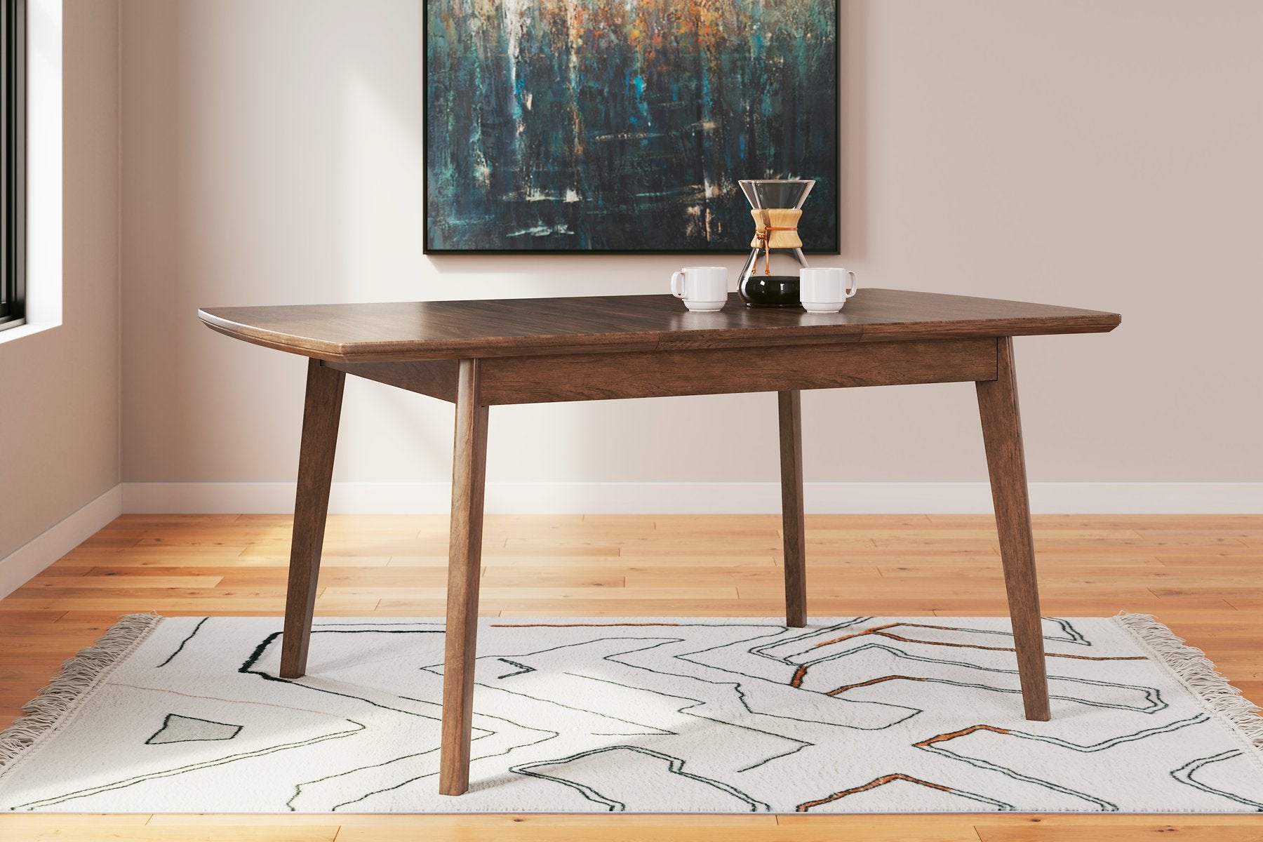 Lyncott Dining Room Set - Luxury Home Furniture (MI)