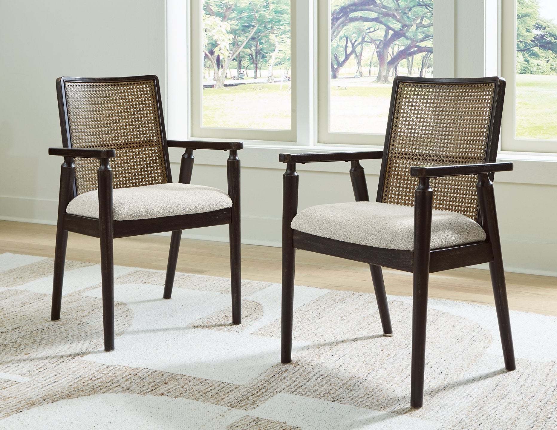 Galliden Dining Room Set - Luxury Home Furniture (MI)