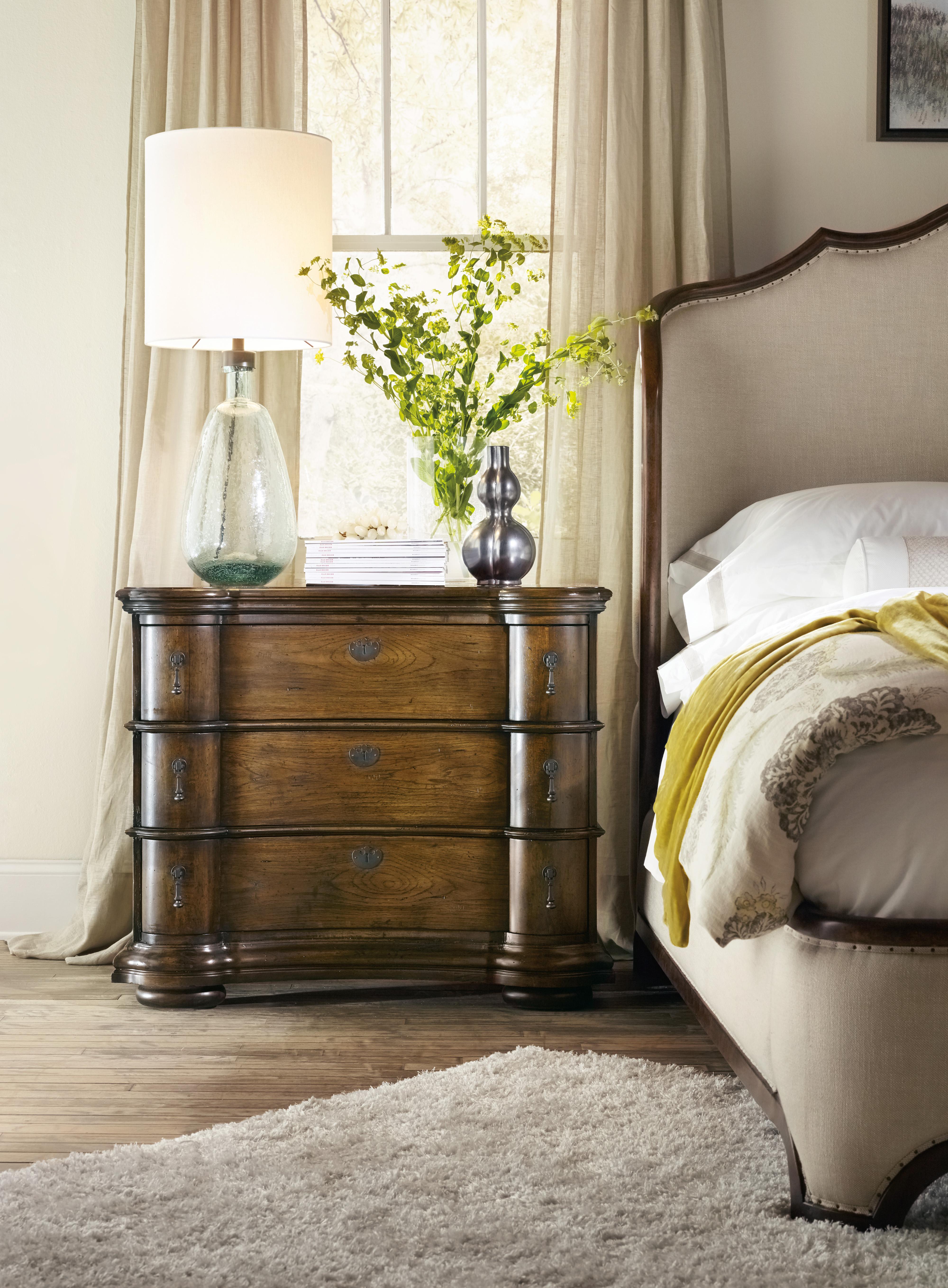 Archivist Bachelors Chest - Luxury Home Furniture (MI)