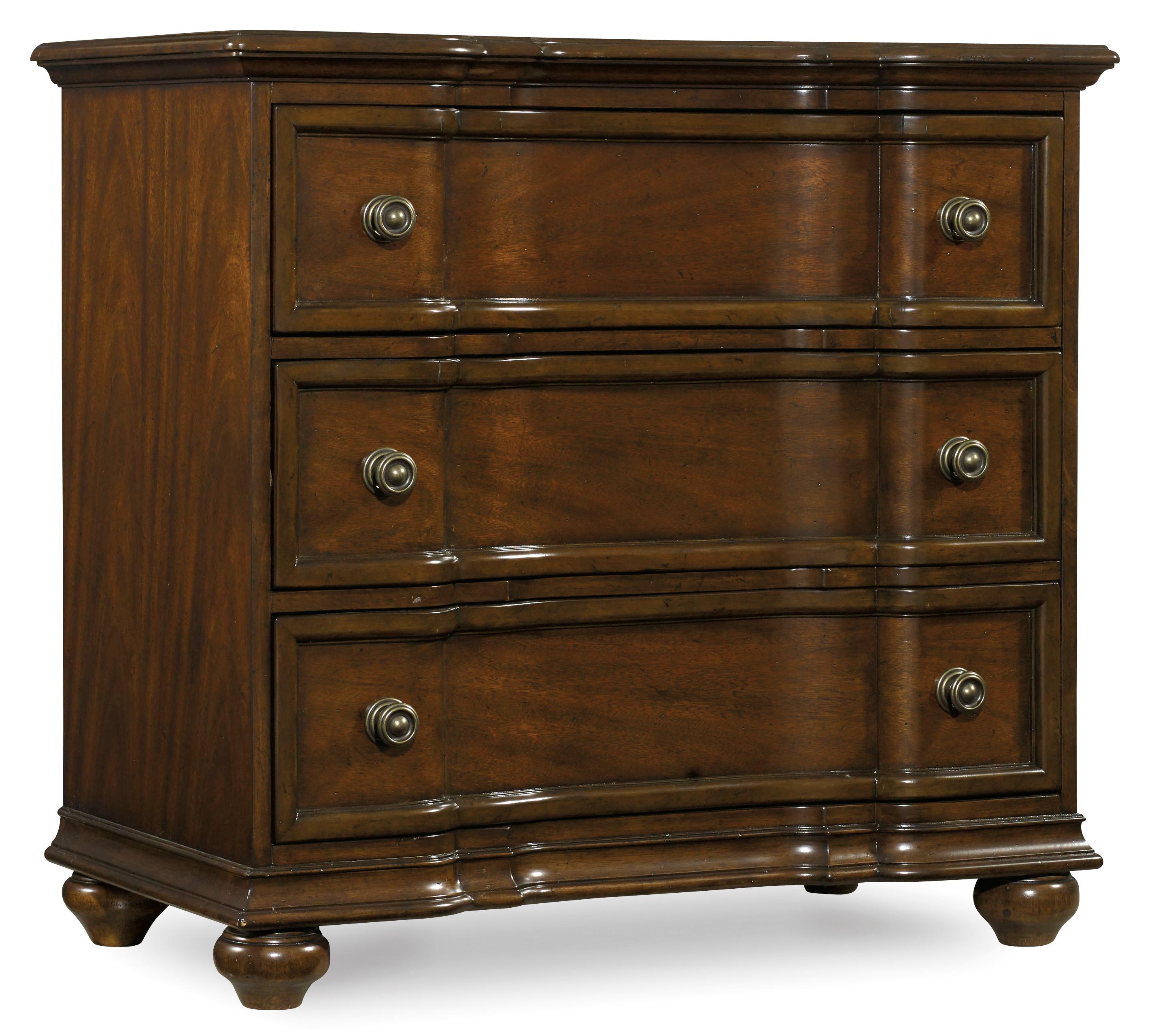Leesburg Bachelor's Chest - Luxury Home Furniture (MI)