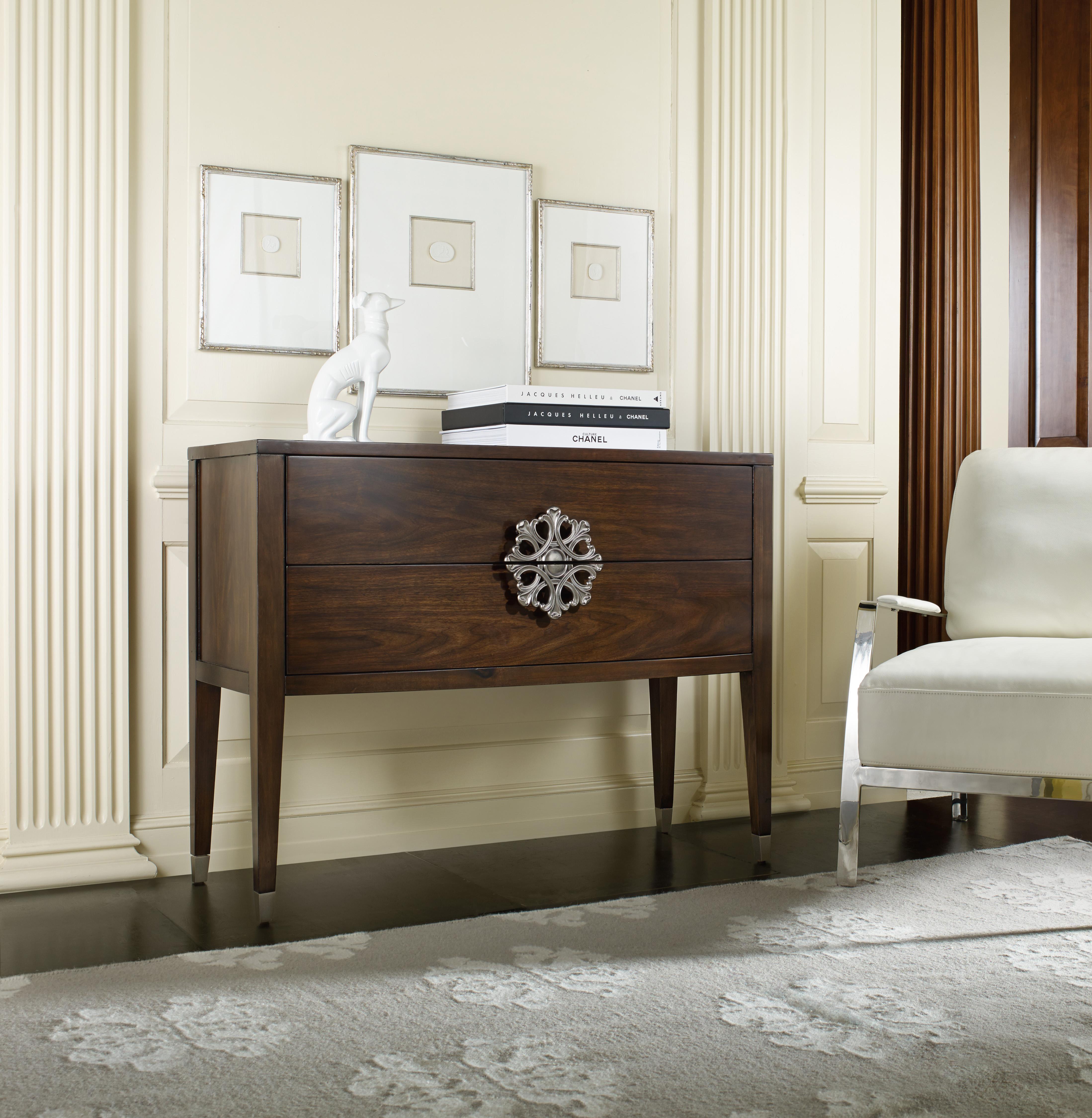 Medallion Console - Luxury Home Furniture (MI)