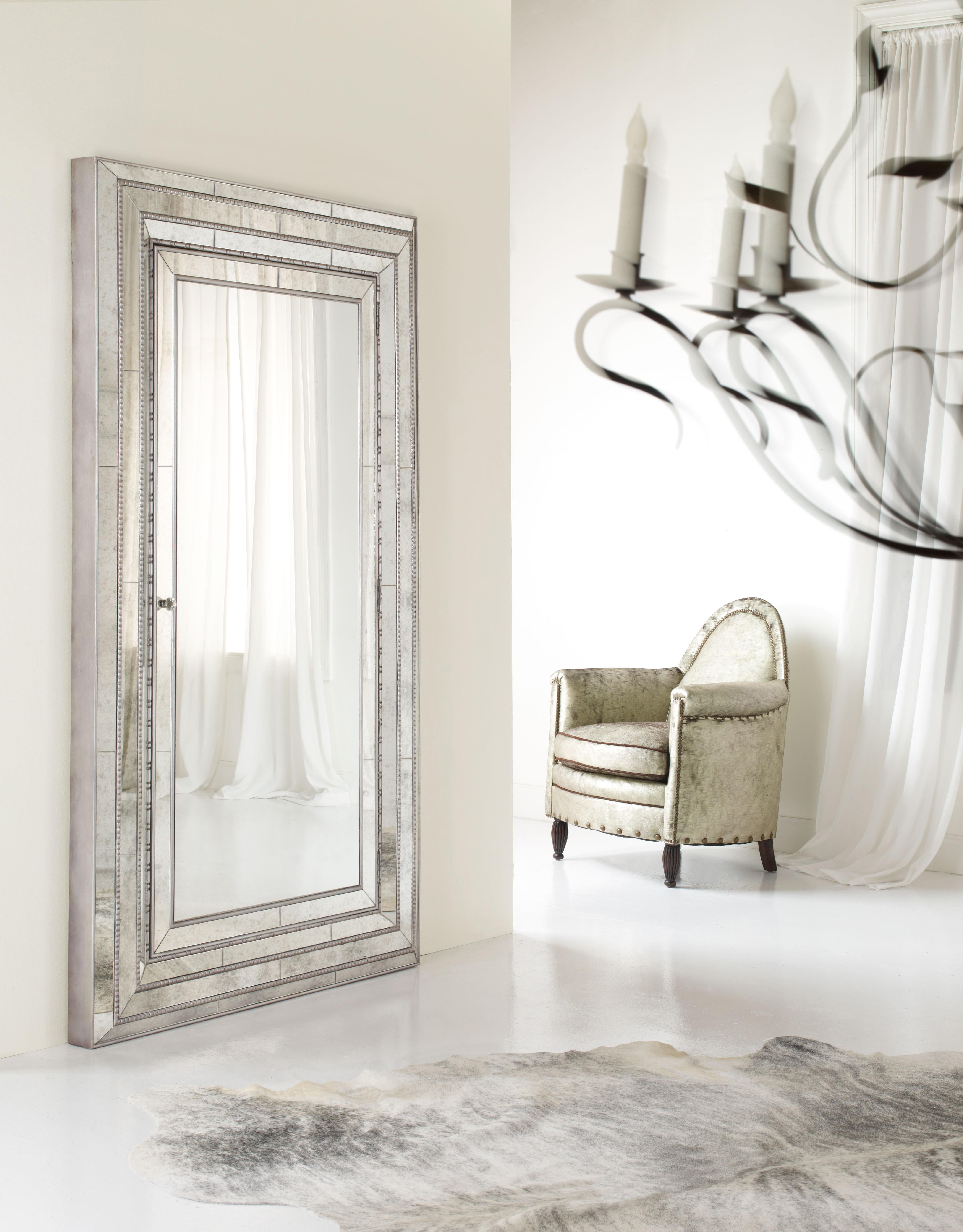 Melange Glamour Floor Mirror w/Jewelry Armoire Storage - Luxury Home Furniture (MI)