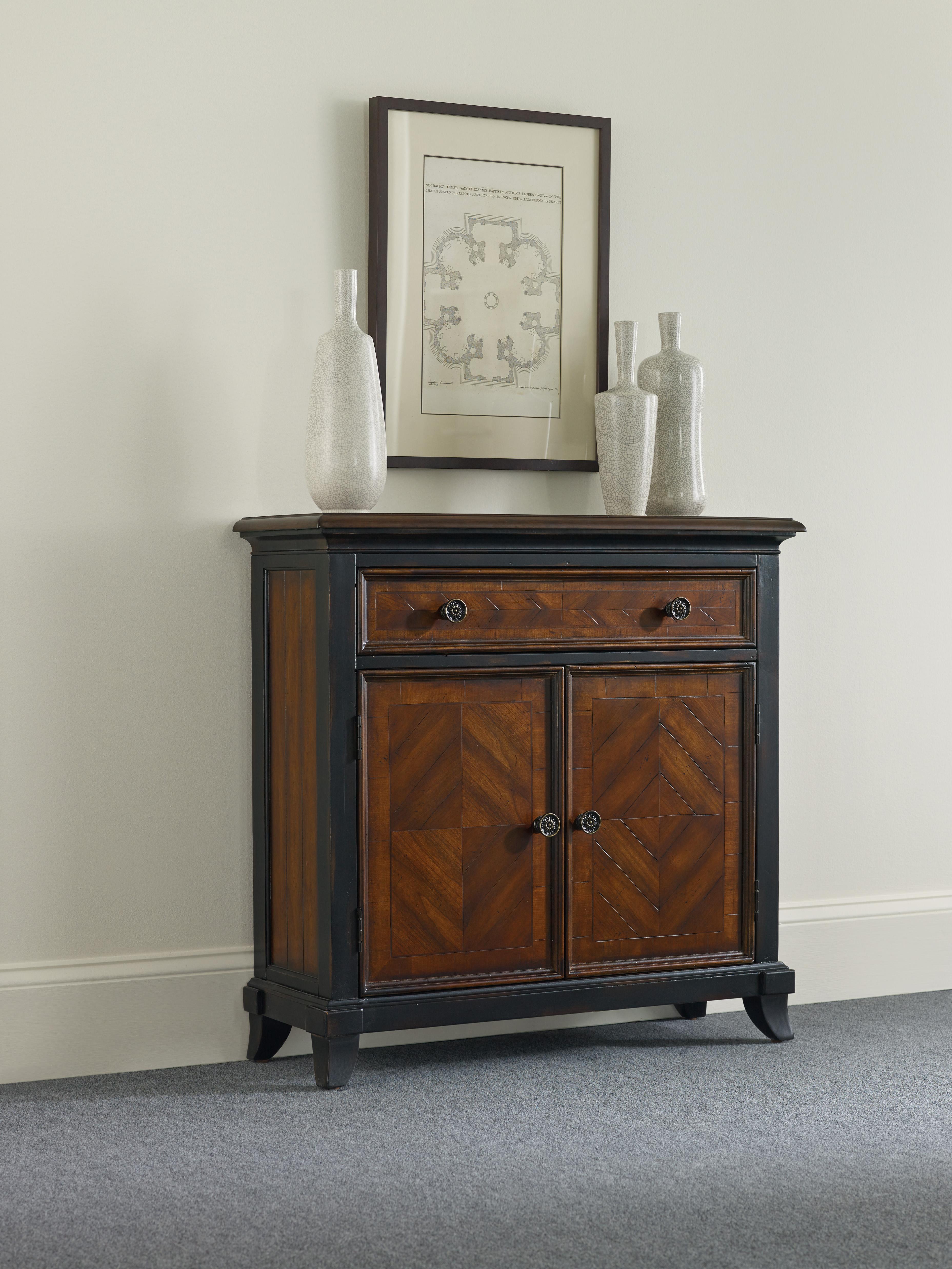 Wingate One-Drawer Two-Door Chest - Luxury Home Furniture (MI)