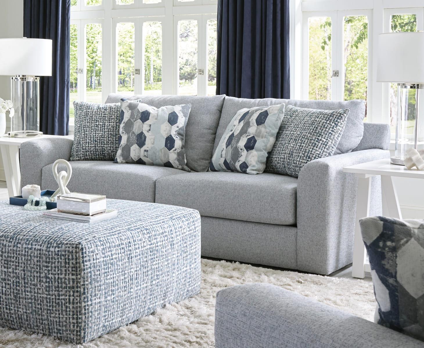 Hooten Sofa - Luxury Home Furniture (MI)