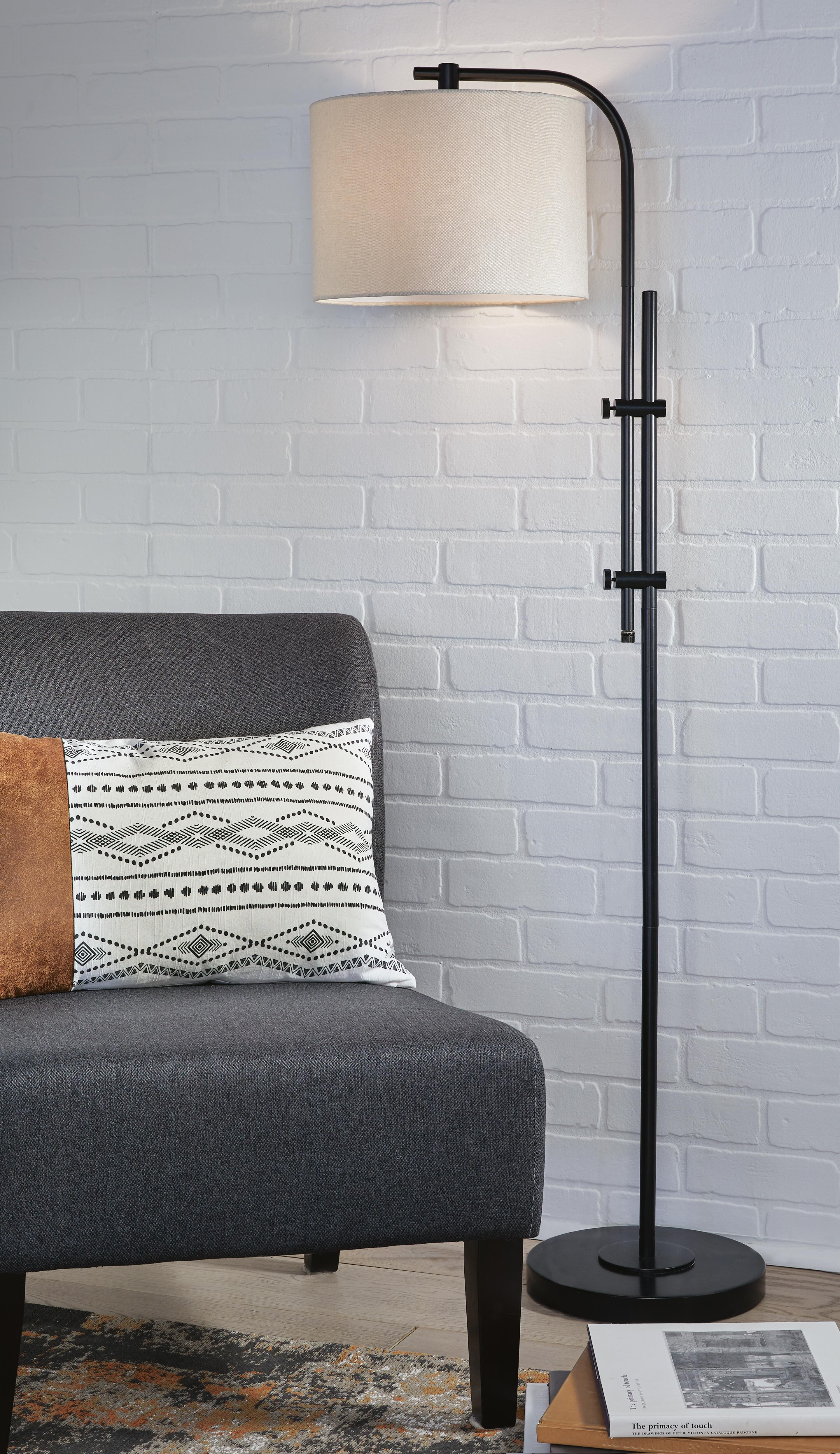 Baronvale Floor Lamp - Luxury Home Furniture (MI)