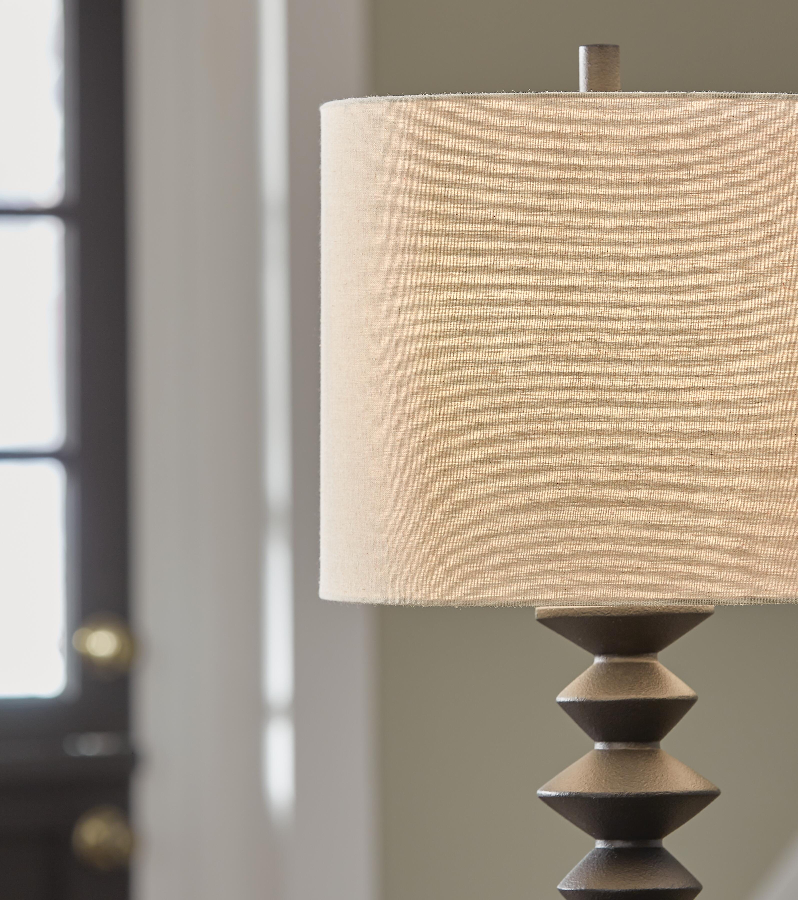 Luanndon Lamp Set - Luxury Home Furniture (MI)