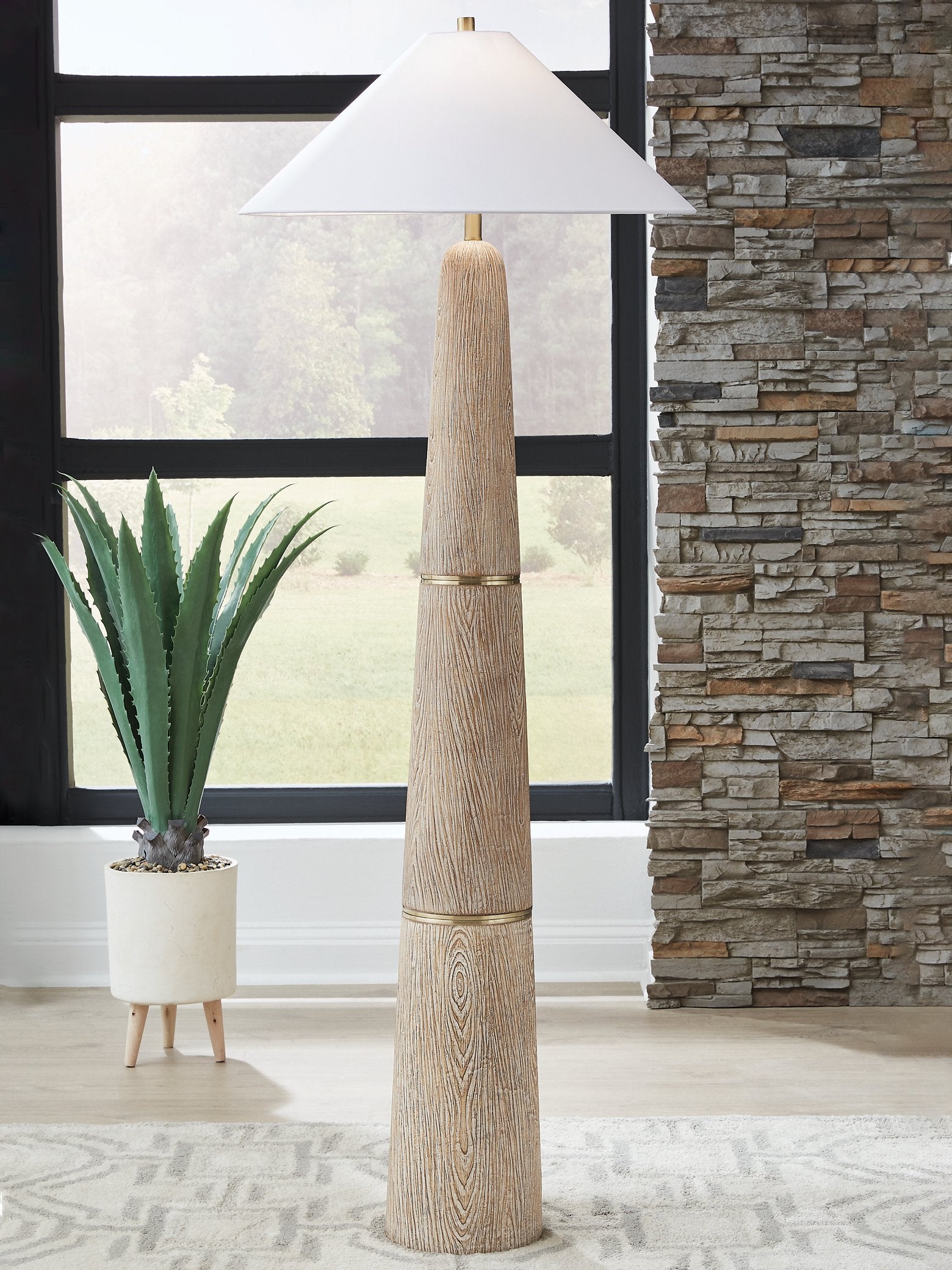 Gasparleigh Floor Lamp - Luxury Home Furniture (MI)