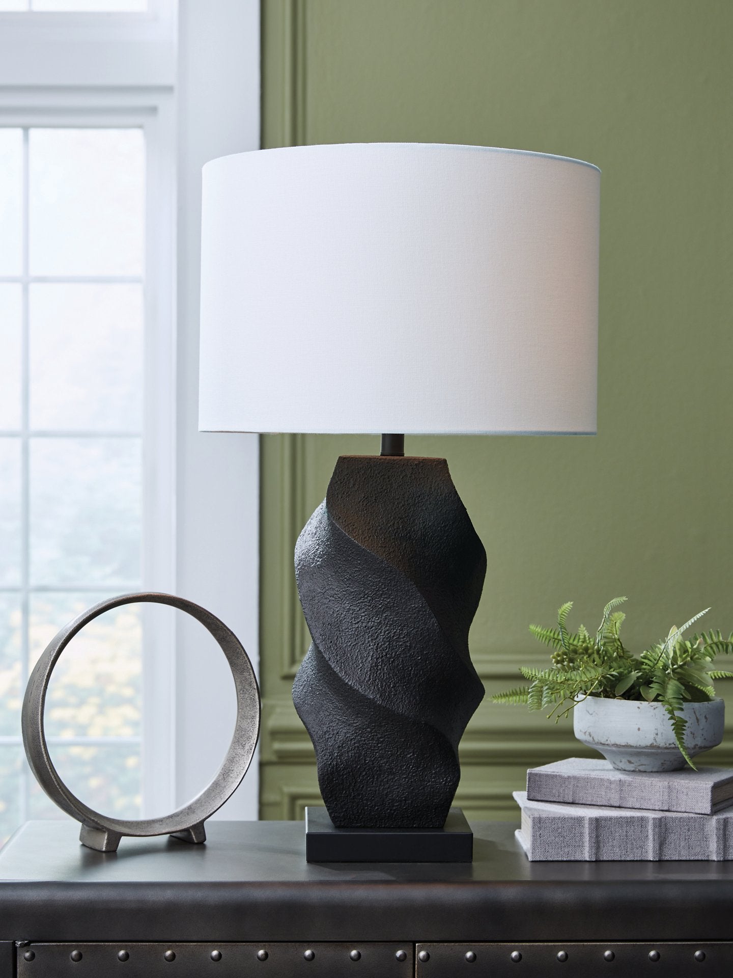 Amillion Table Lamp - Luxury Home Furniture (MI)