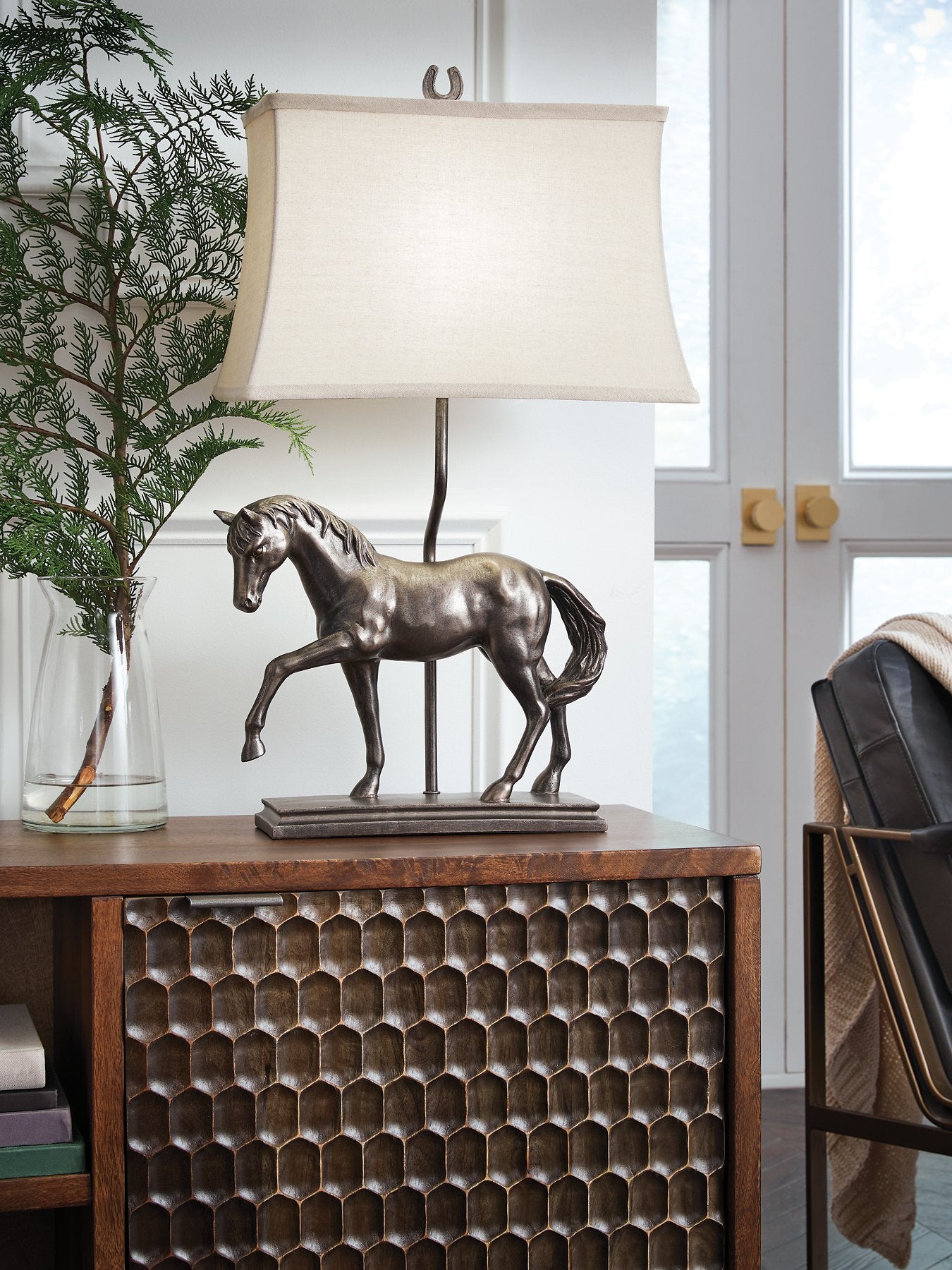 Sandorman Table Lamp - Luxury Home Furniture (MI)