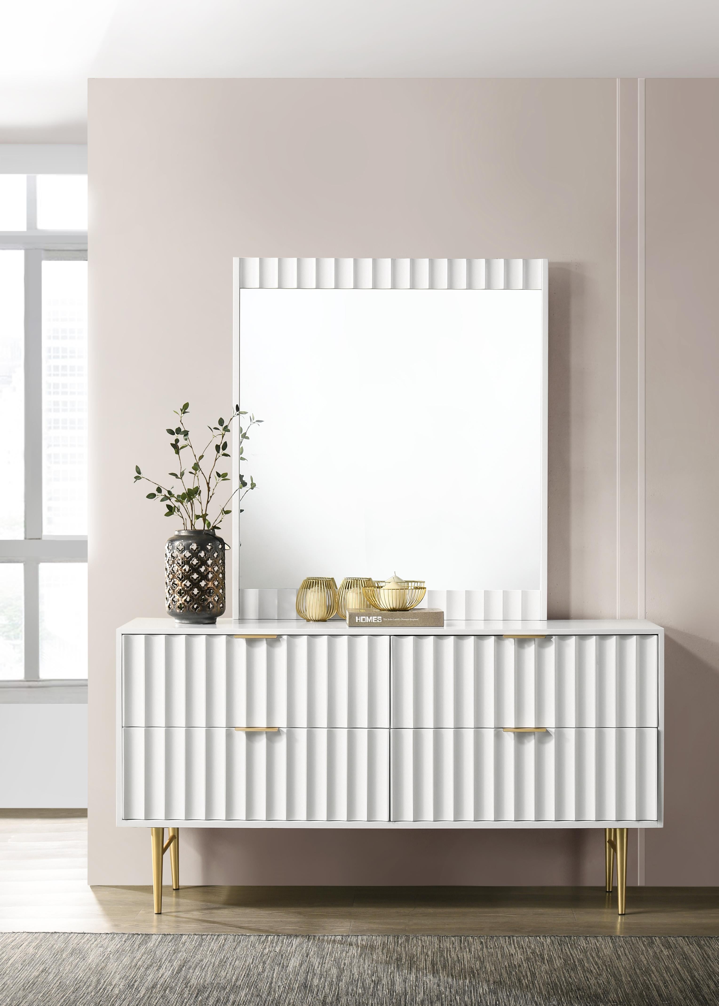 Modernist White Gloss Dresser - Luxury Home Furniture (MI)