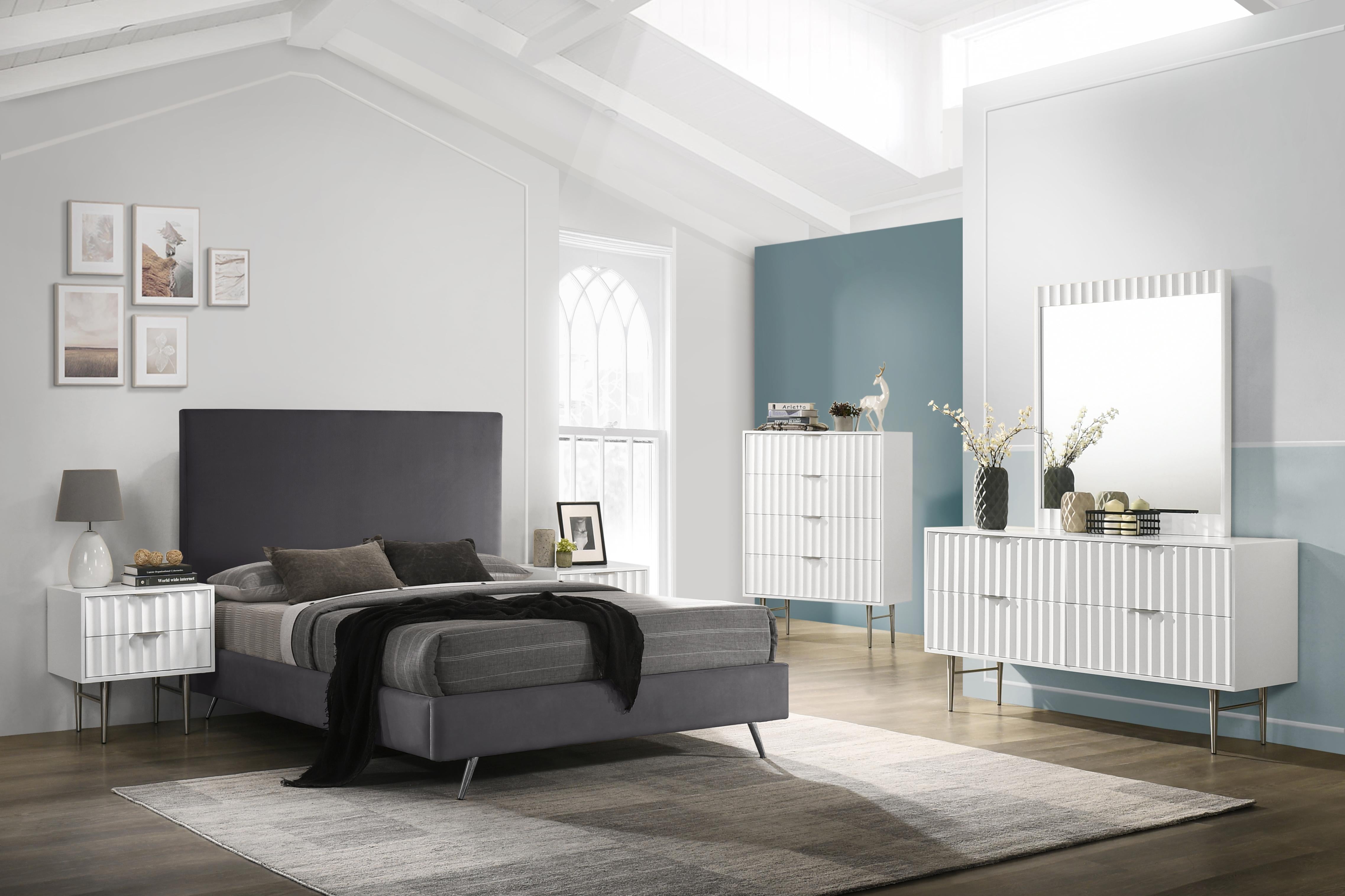 Modernist White Gloss Mirror - Luxury Home Furniture (MI)
