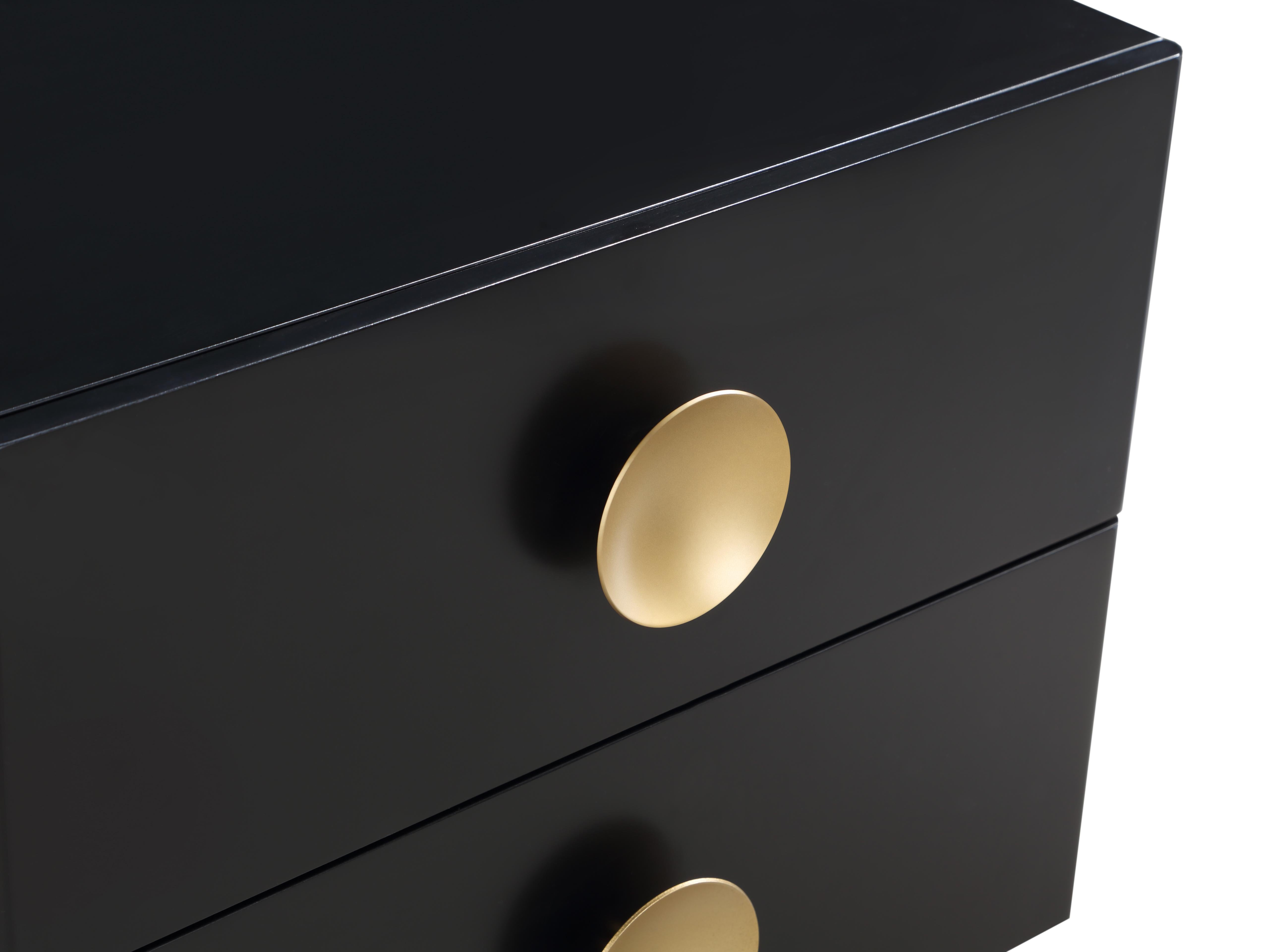 Zayne Black Night Stand - Luxury Home Furniture (MI)
