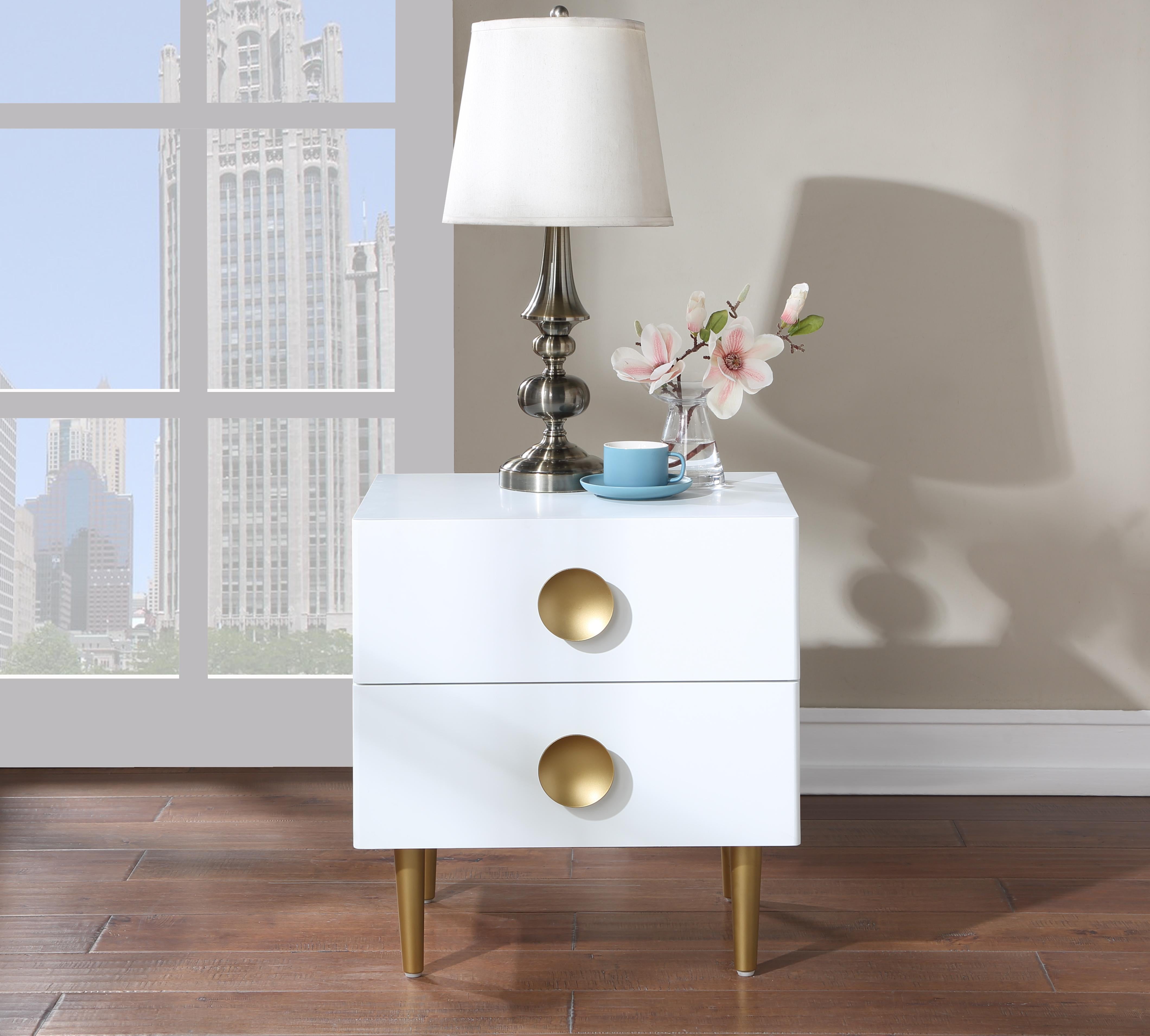 Zayne White Night Stand - Luxury Home Furniture (MI)