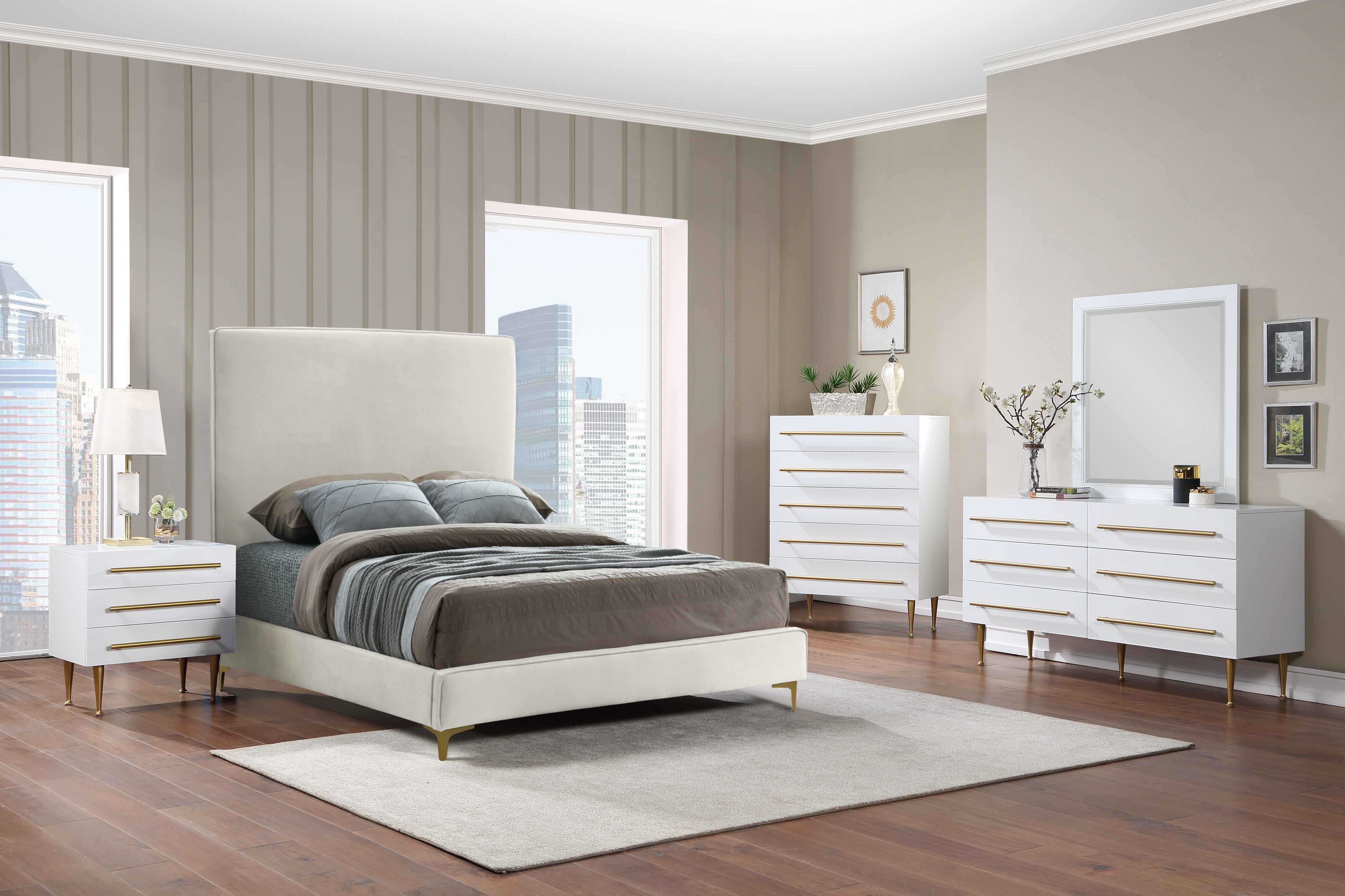 Marisol White Mirror - Luxury Home Furniture (MI)