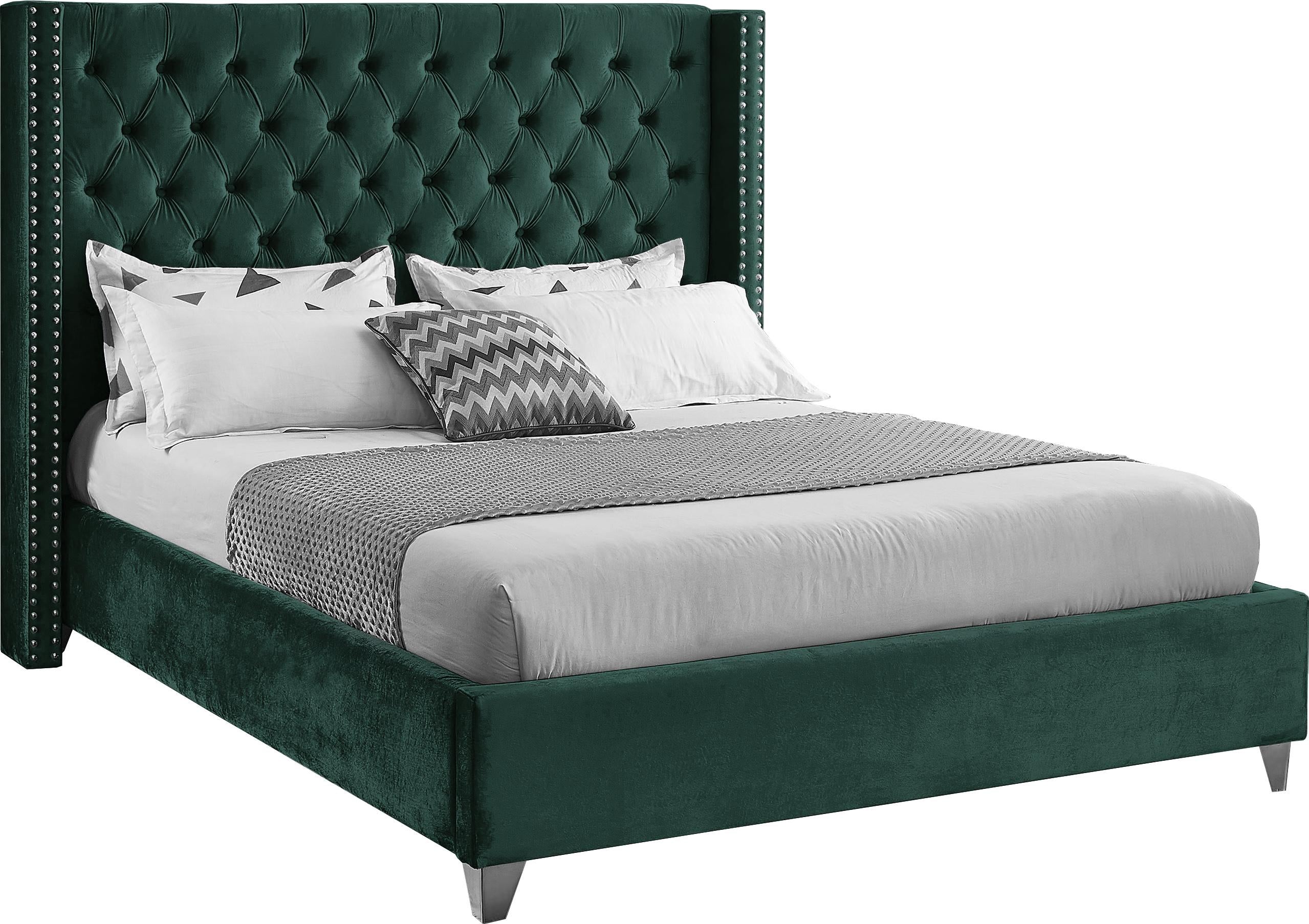 Aiden Green Velvet Queen Bed - Luxury Home Furniture (MI)
