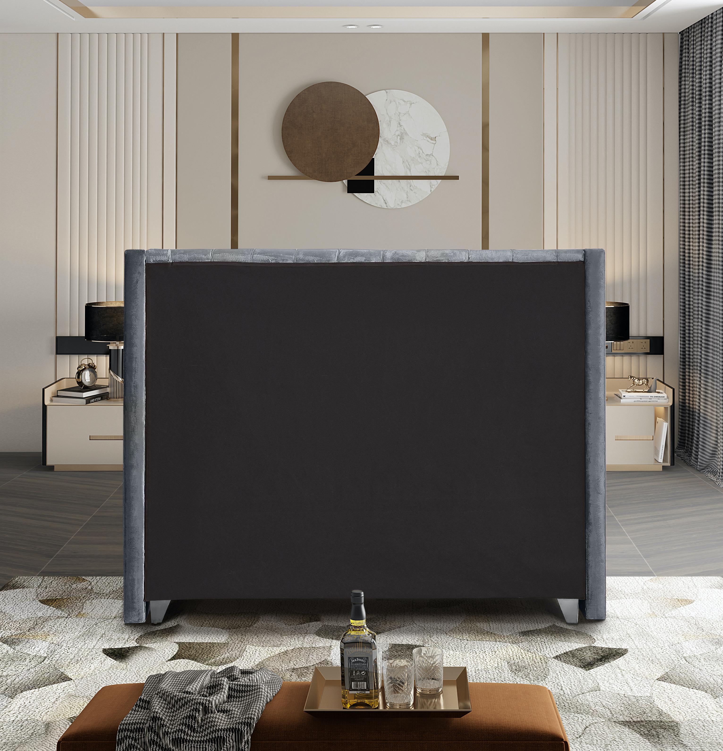 Aiden Grey Velvet Queen Bed - Luxury Home Furniture (MI)