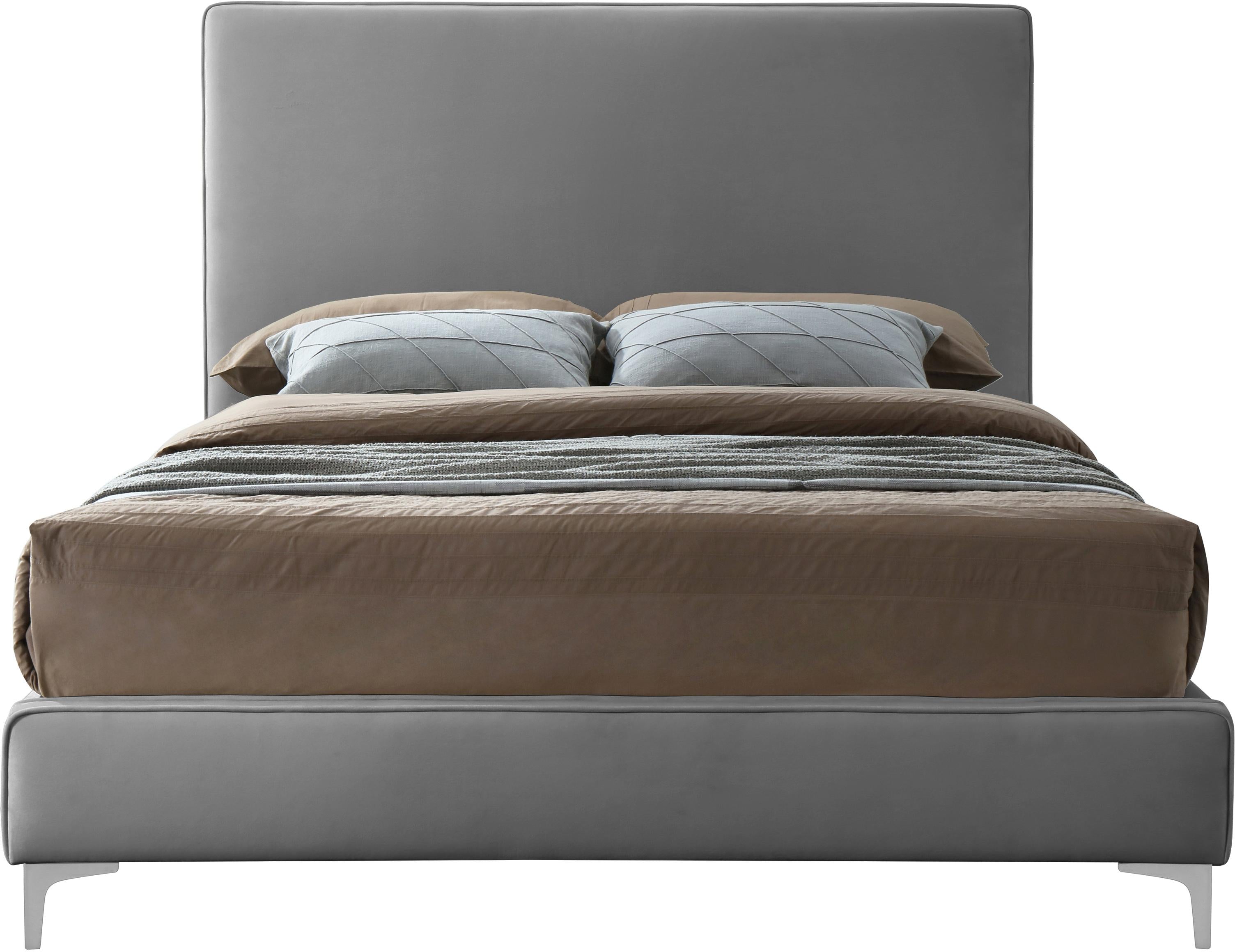 Geri Grey Velvet Queen Bed - Luxury Home Furniture (MI)