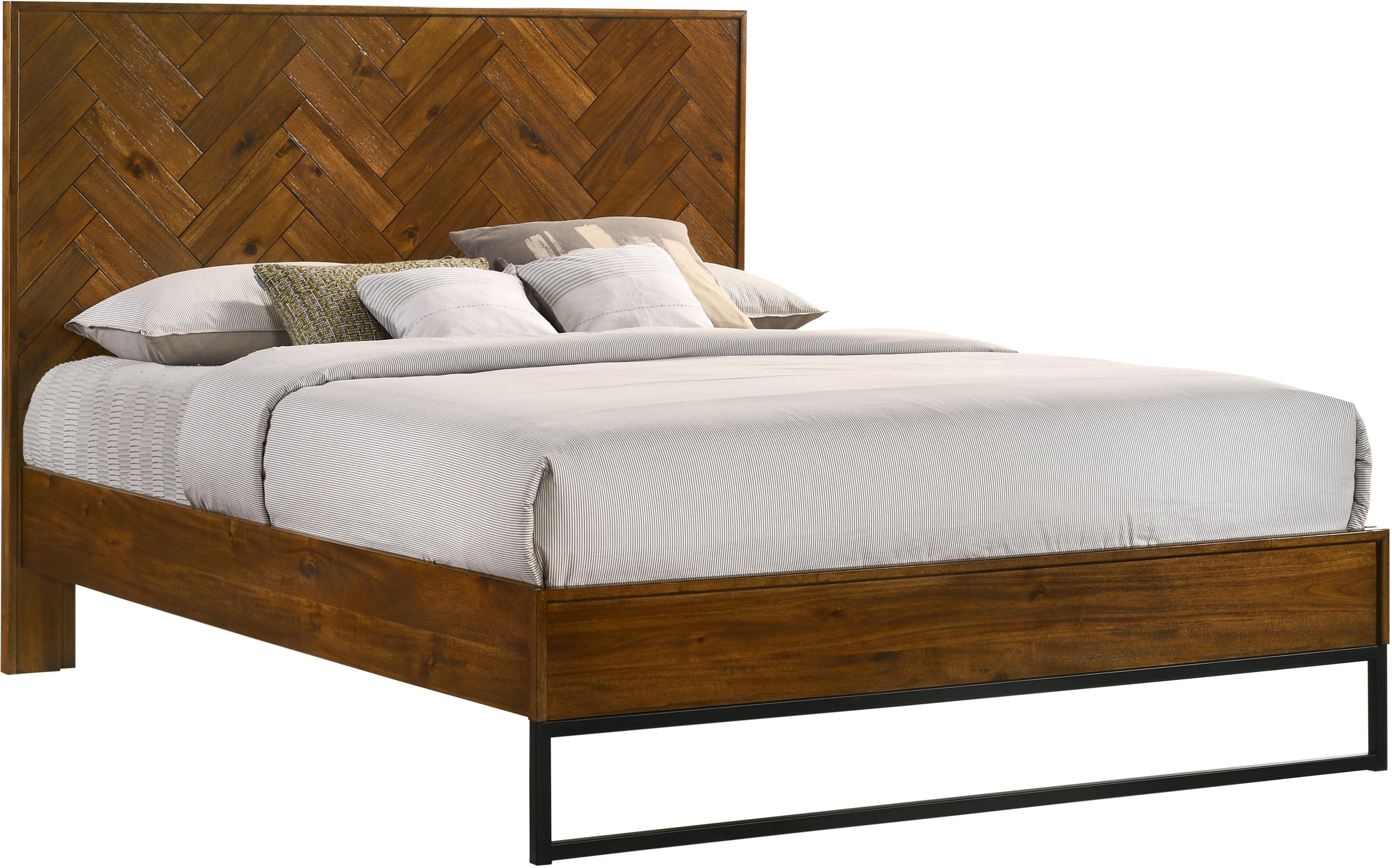 Reed Antique Coffee Queen Bed (3 Boxes) - Luxury Home Furniture (MI)