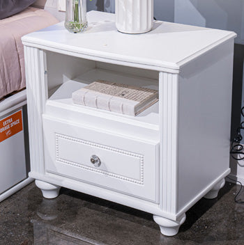 Kozlani Nightstand - Luxury Home Furniture (MI)