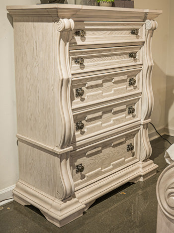 Bruchandi Chest of Drawers - Luxury Home Furniture (MI)