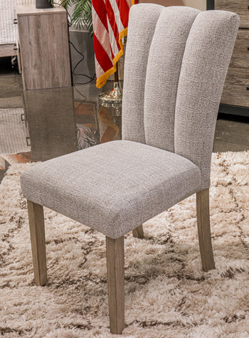 Larawyn Dining Chair - Luxury Home Furniture (MI)