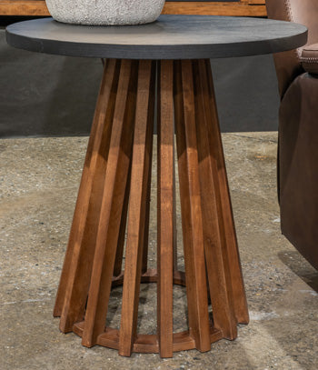 Kallari End Table - Luxury Home Furniture (MI)
