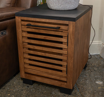 Kallari Chairside End Table - Luxury Home Furniture (MI)