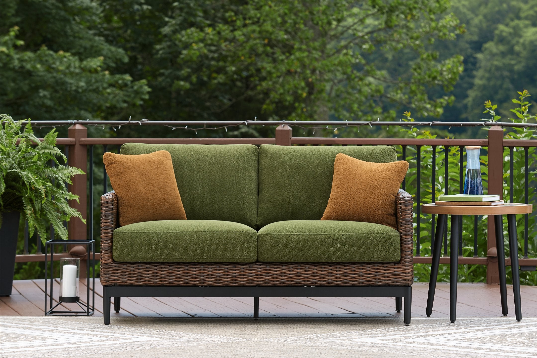 Horizon Hall Outdoor Loveseat with Cushion - Luxury Home Furniture (MI)