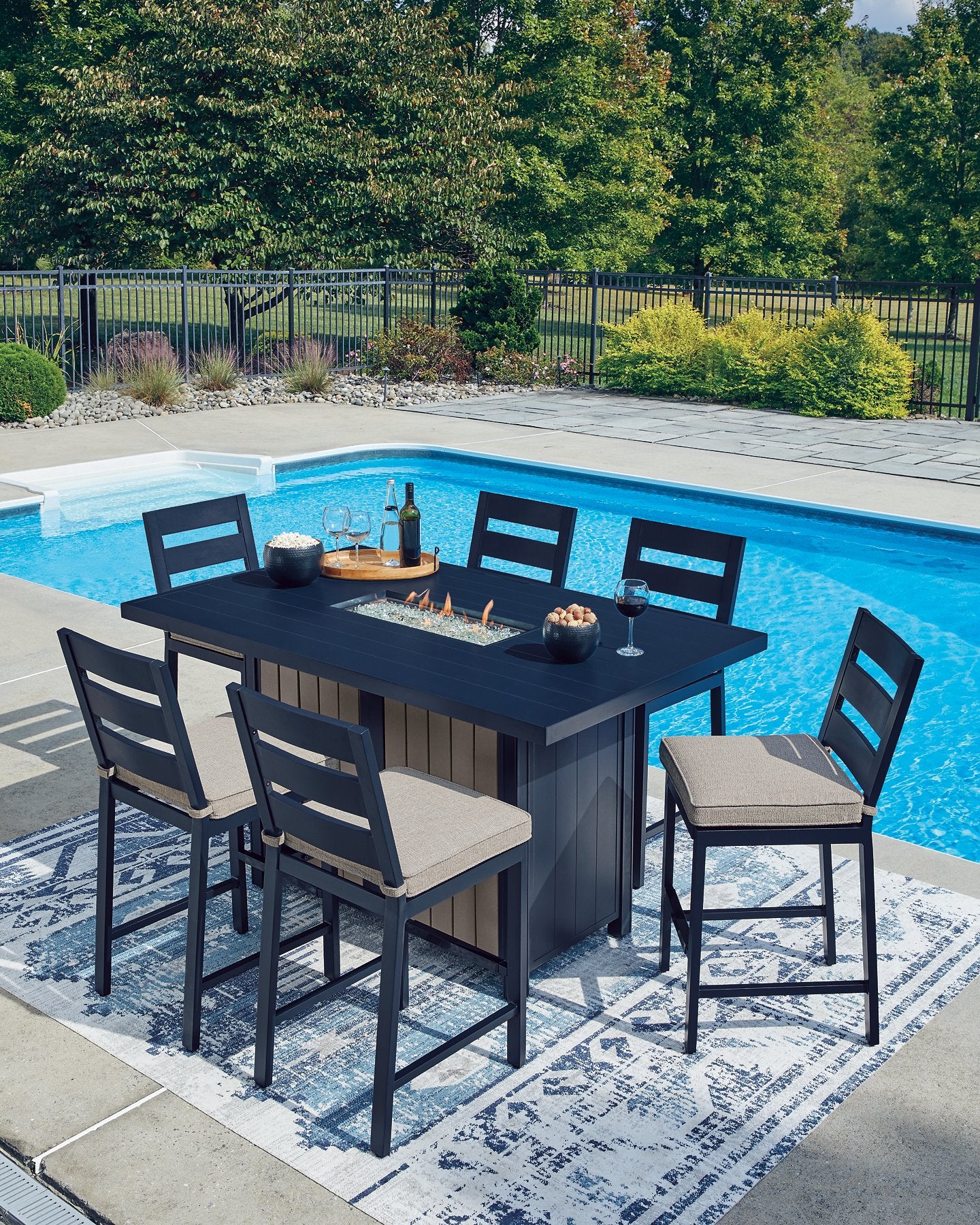 East Beach Outdoor Dining Set - Luxury Home Furniture (MI)