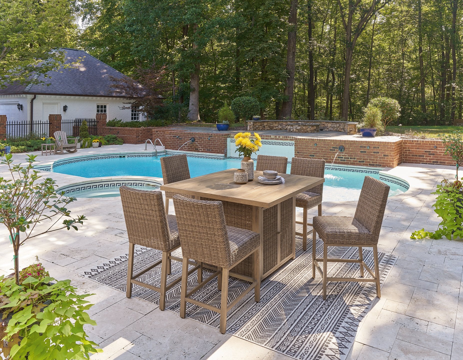 Walton Bridge Outdoor Dining Set - Luxury Home Furniture (MI)