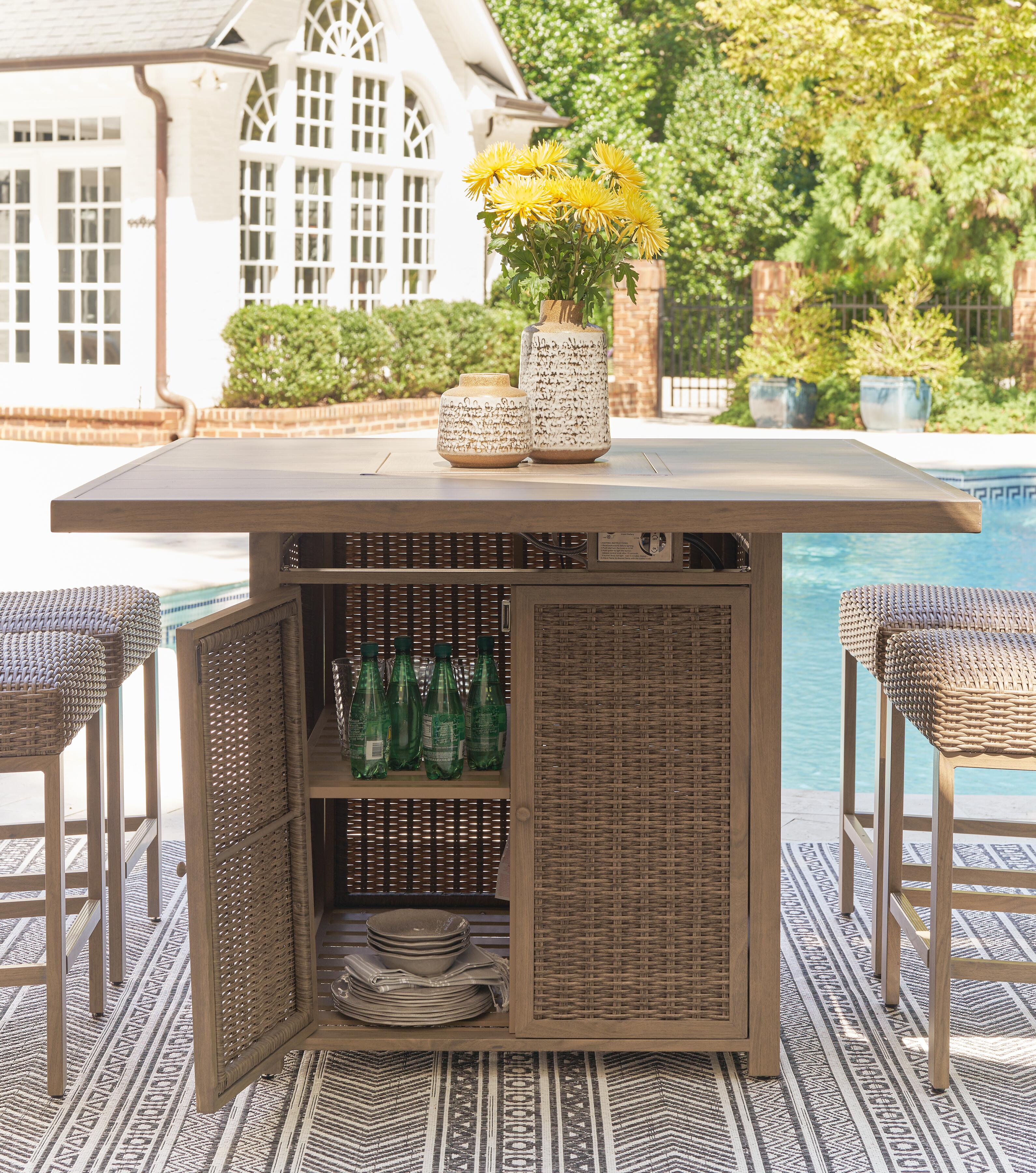 Walton Bridge Outdoor Bar Set - Luxury Home Furniture (MI)