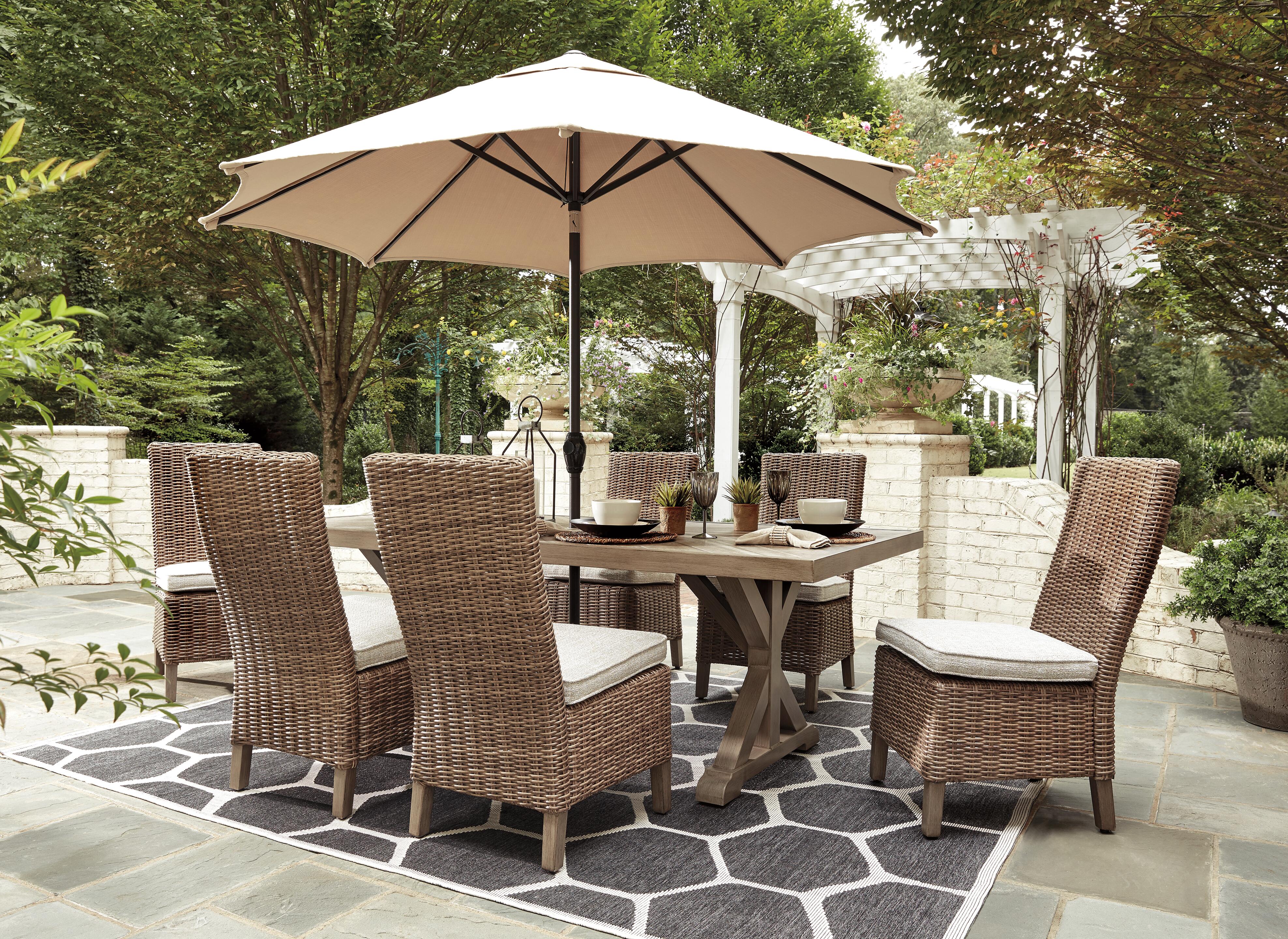 Beachcroft Outdoor Dining Set - Luxury Home Furniture (MI)