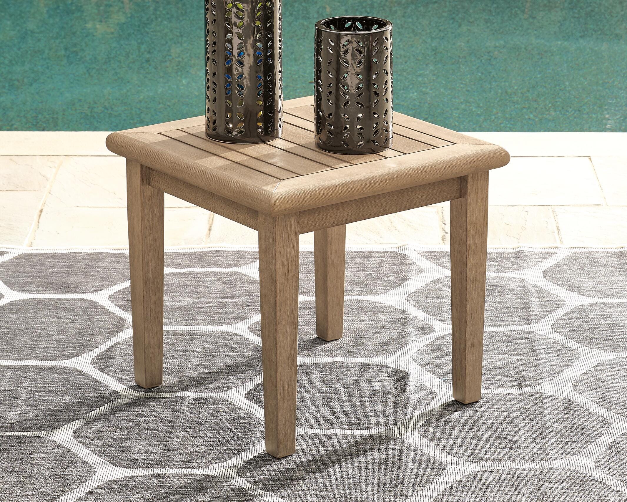 Gerianne End Table - Luxury Home Furniture (MI)