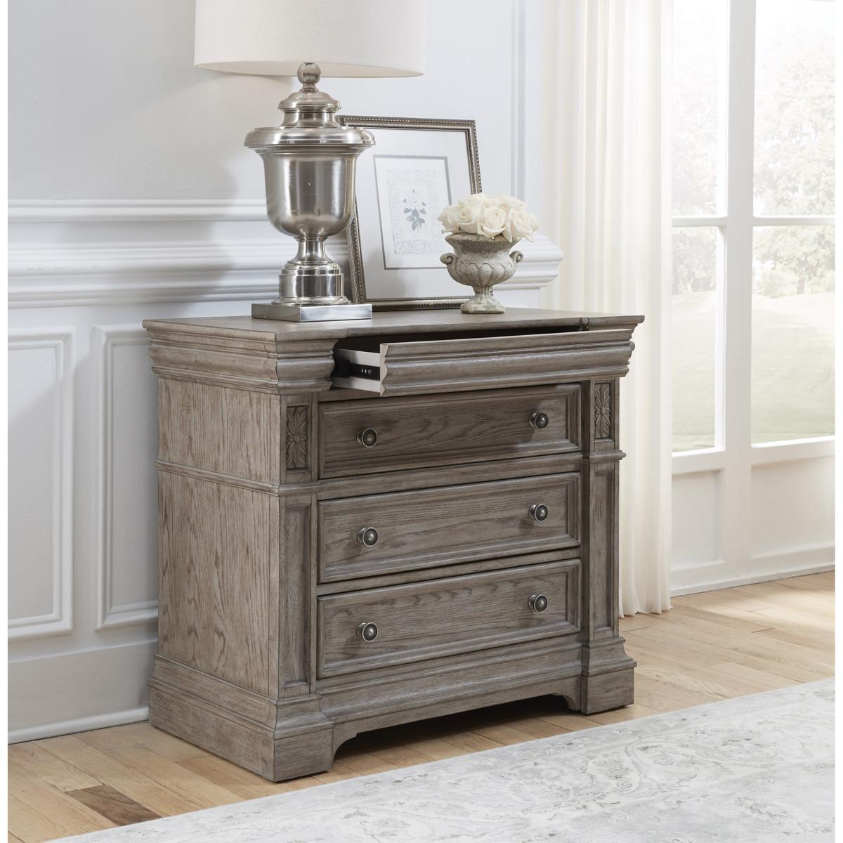 Pulaski Kingsbury Bachelor's Chest������in Gray - Luxury Home Furniture (MI)