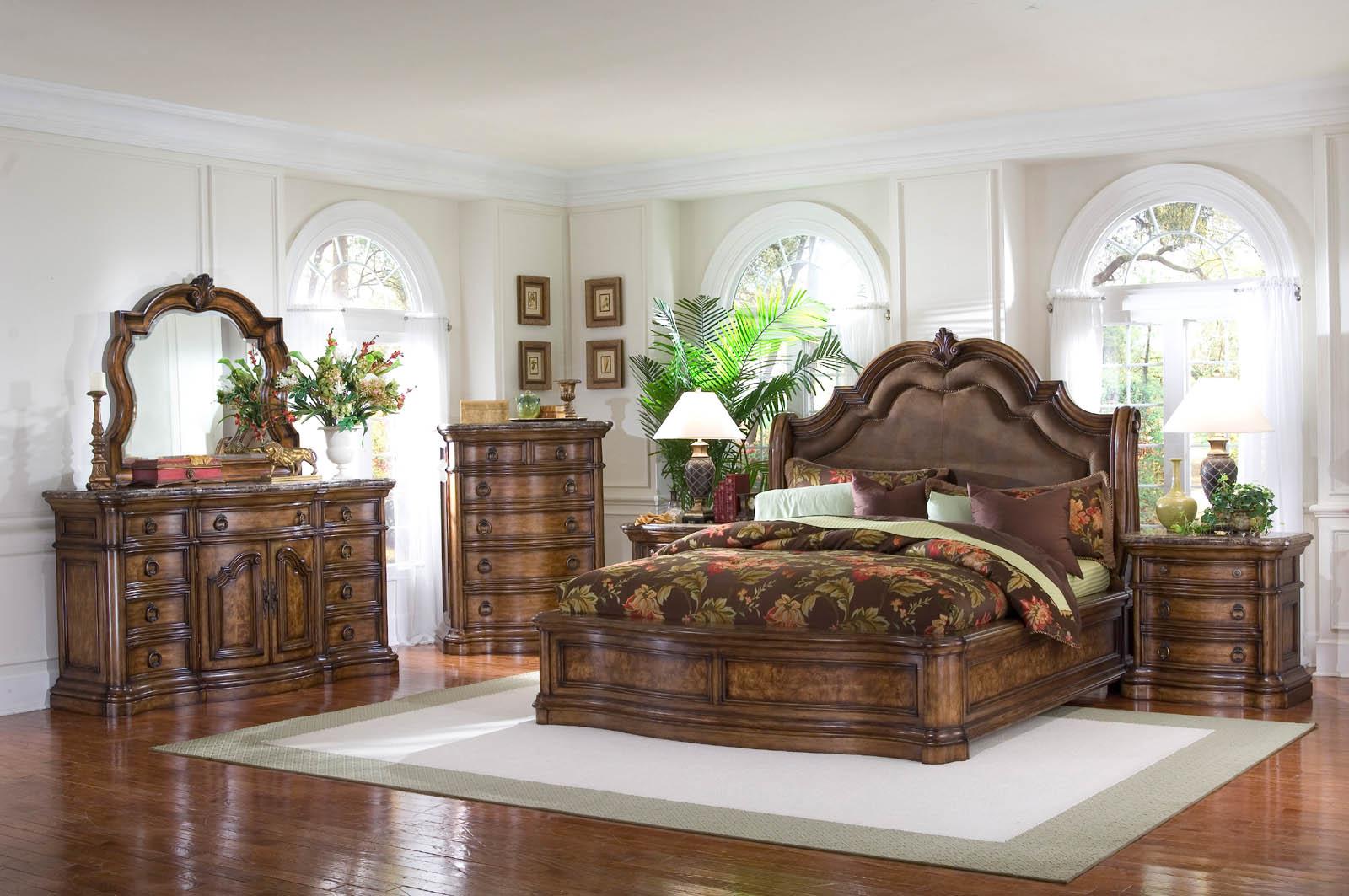 Pulaski San Mateo Queen Sleigh Bed - Luxury Home Furniture (MI)