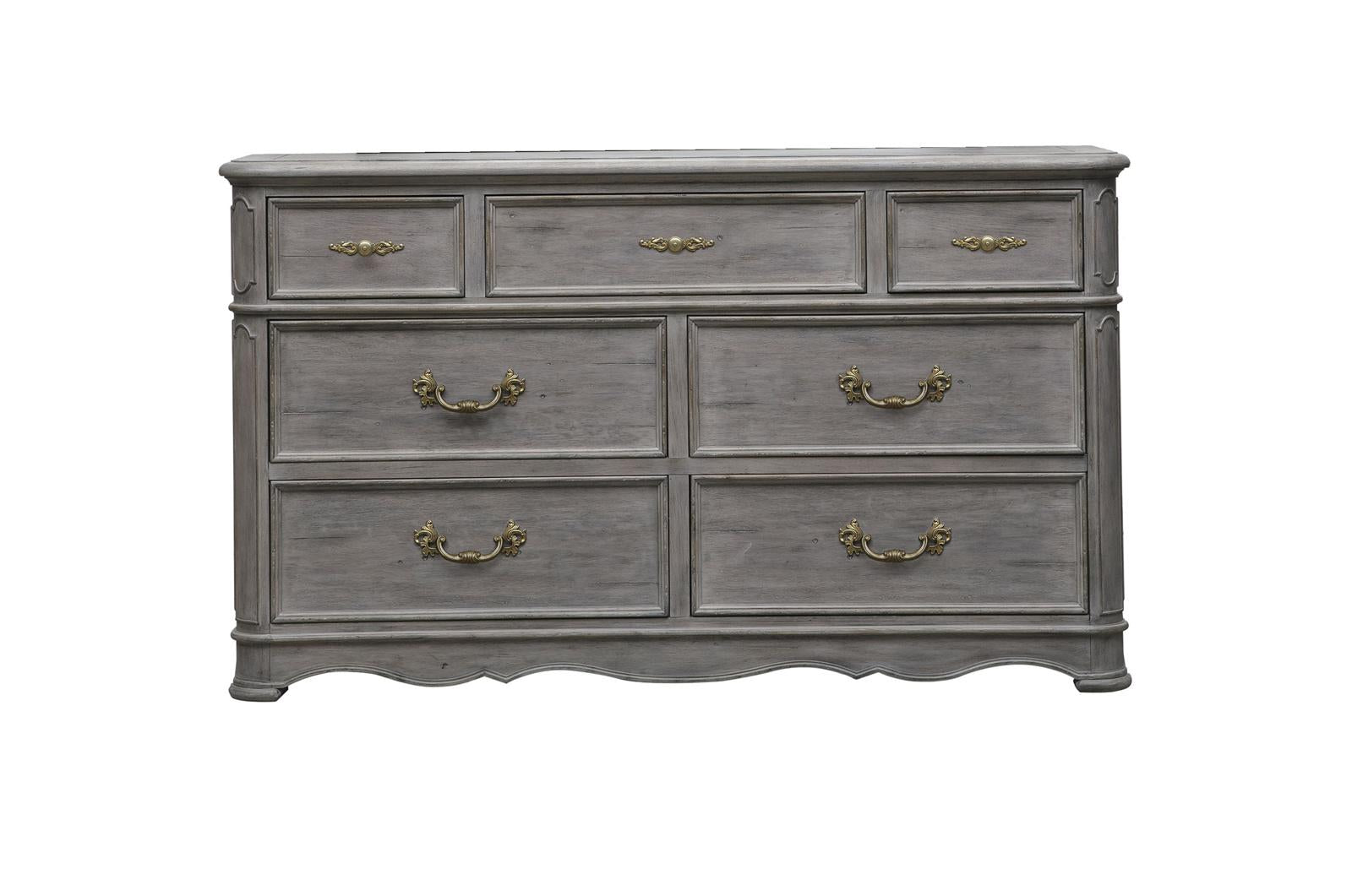 Pulaski Simply Charming Drawer Dresser in Light Wood - Luxury Home Furniture (MI)