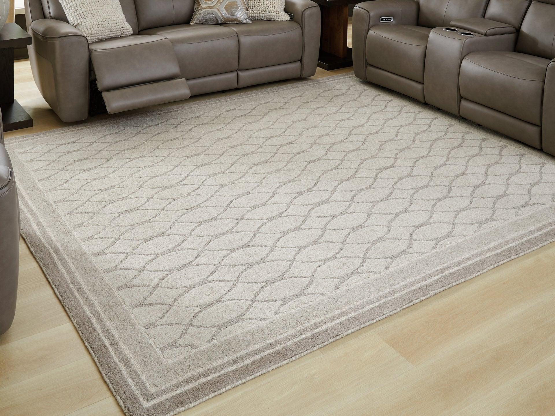 Wimney Rug - Luxury Home Furniture (MI)