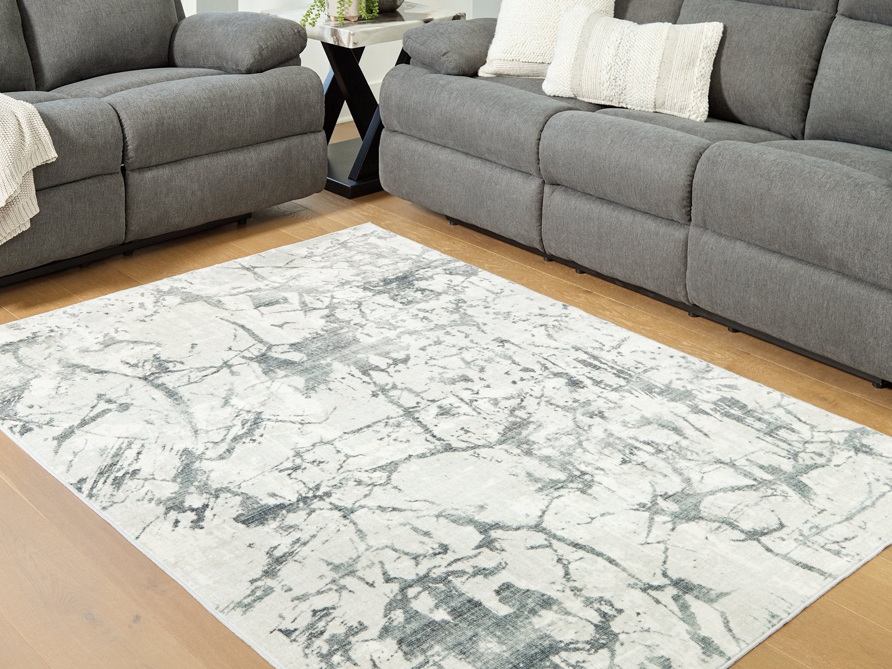 Tobinbury Washable Area Rug - Luxury Home Furniture (MI)
