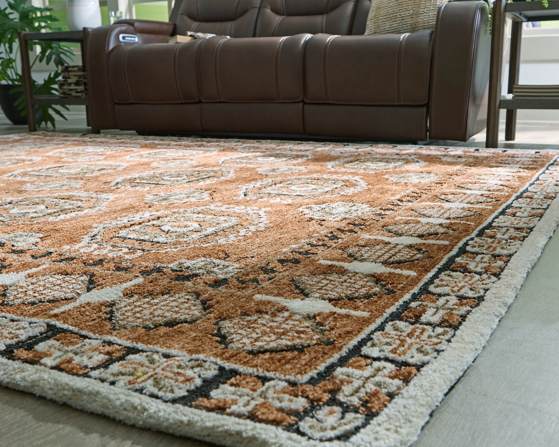 Qaabiz Area Rug - Luxury Home Furniture (MI)