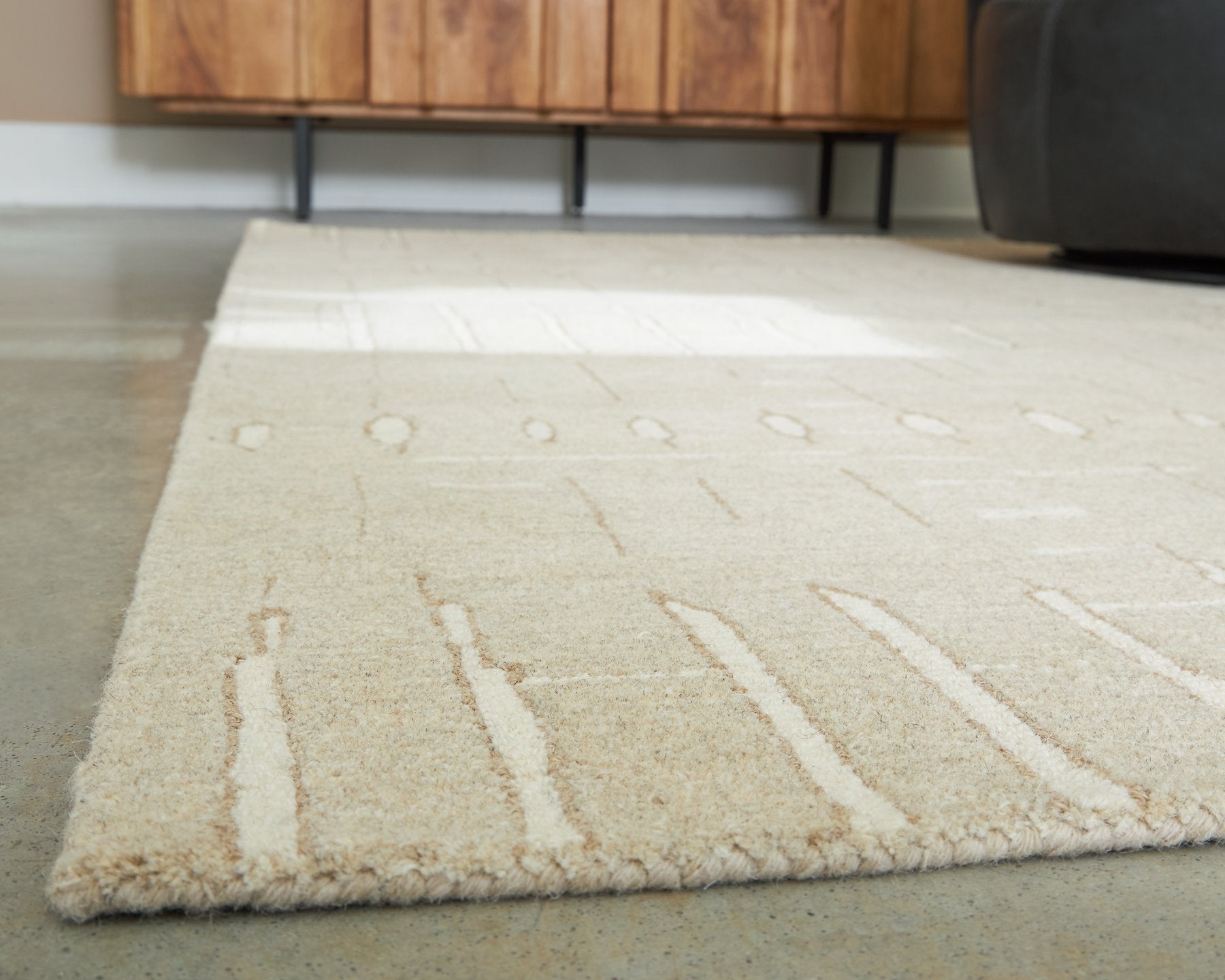 Wolbert 7'8" x 10' Area Rug - Luxury Home Furniture (MI)