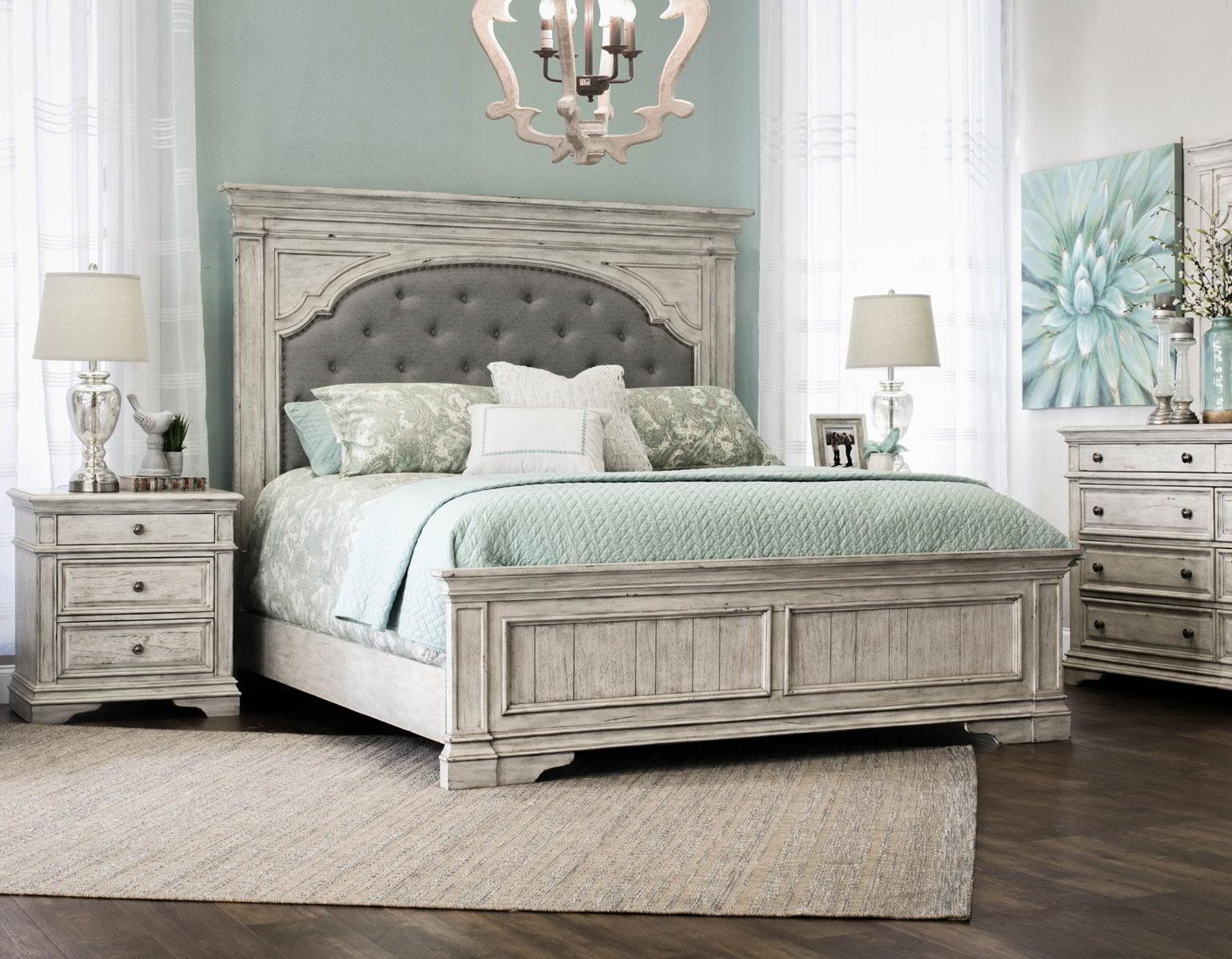 Steve Silver Highland Park King Panel Bed in Cathedral White - Luxury Home Furniture (MI)