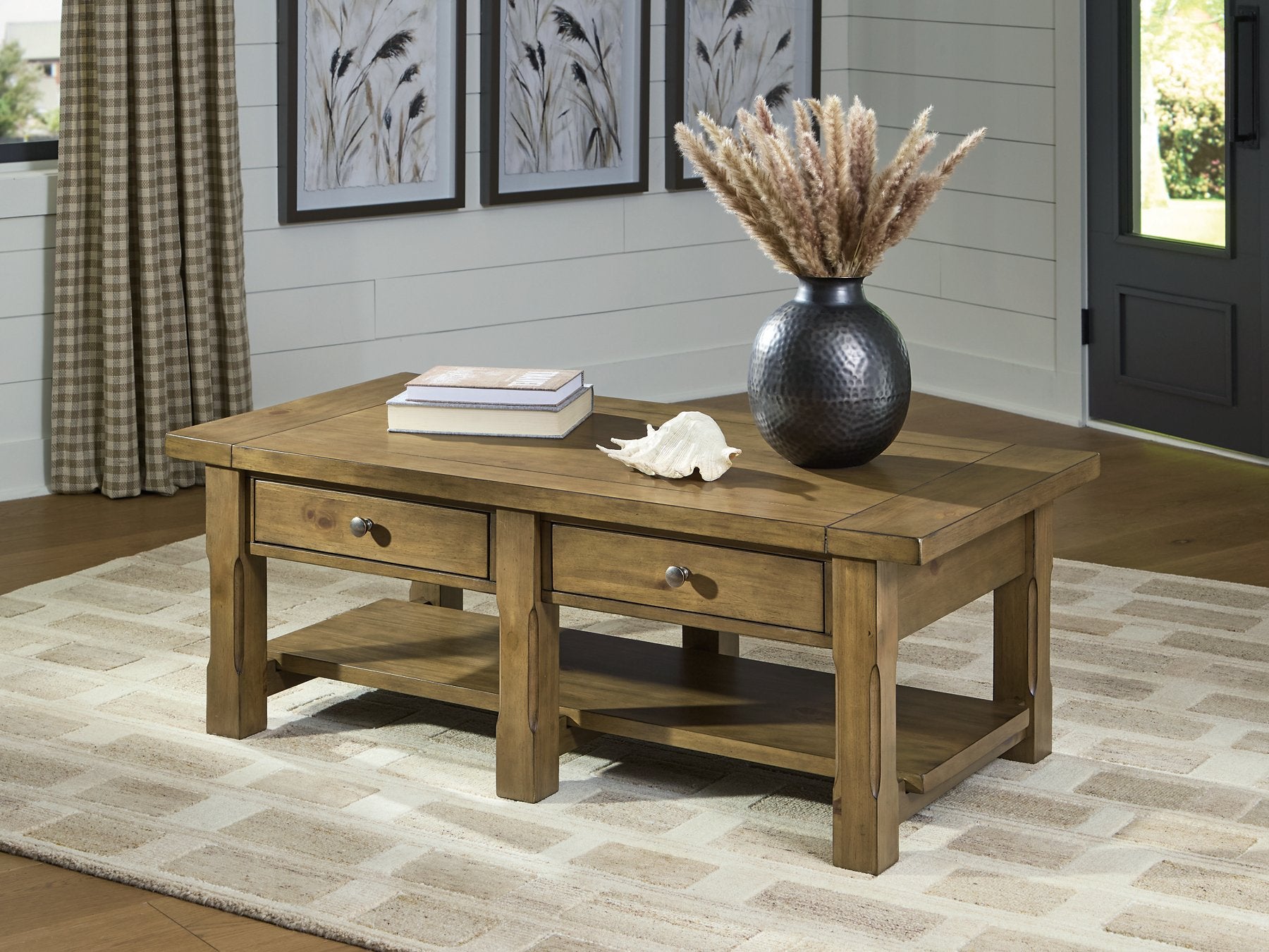 Vandenmore Coffee Table - Luxury Home Furniture (MI)