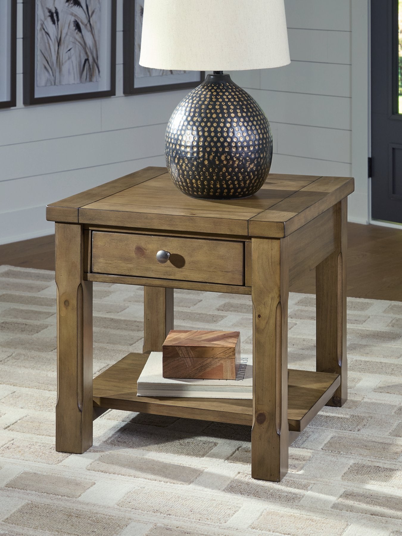 Vandenmore End Table - Luxury Home Furniture (MI)